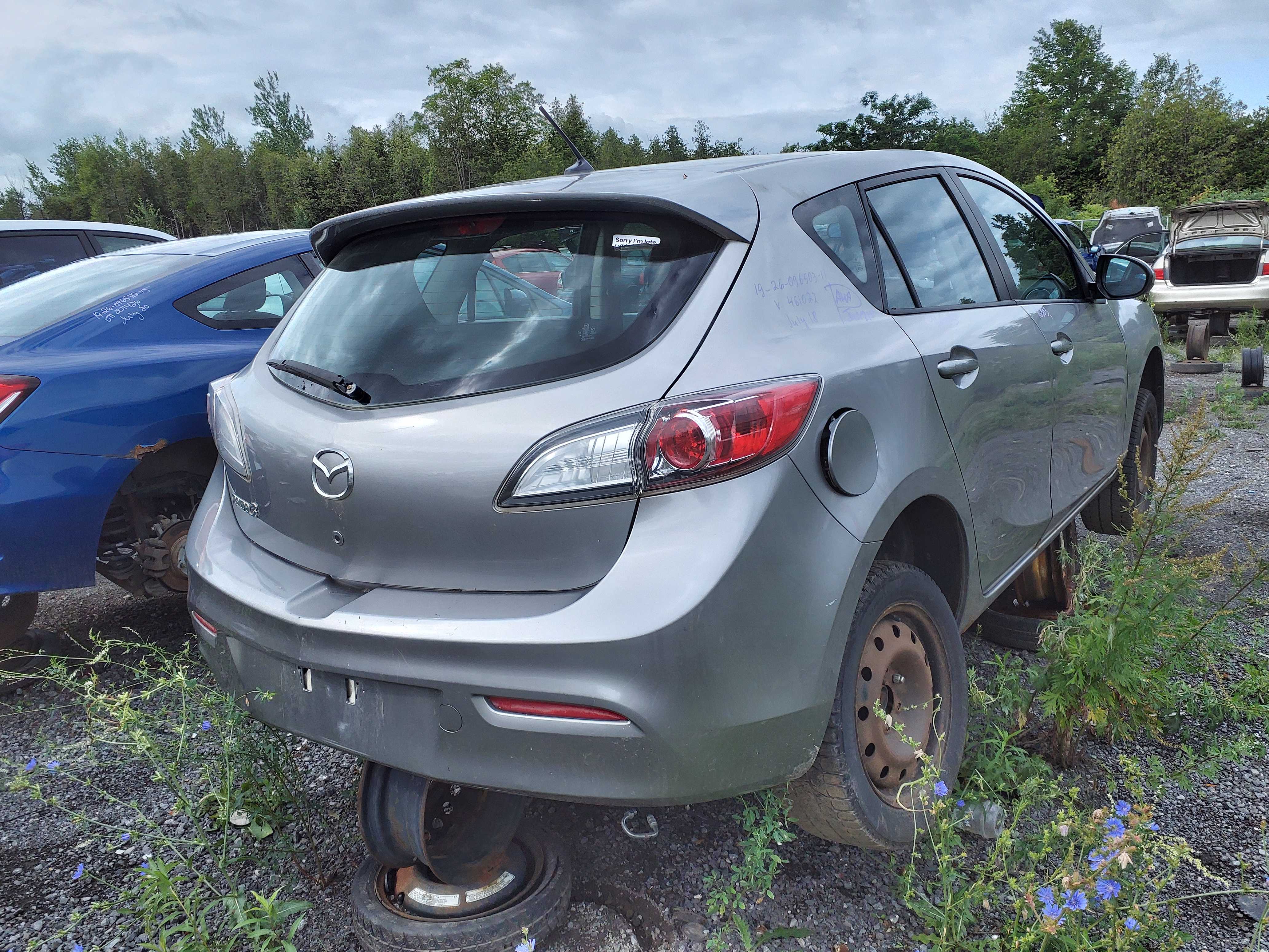 MAZDA MAZDA3 2011