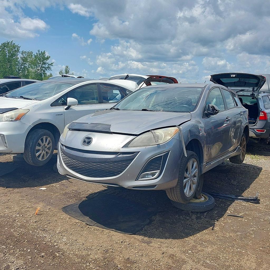 MAZDA MAZDA3 2011