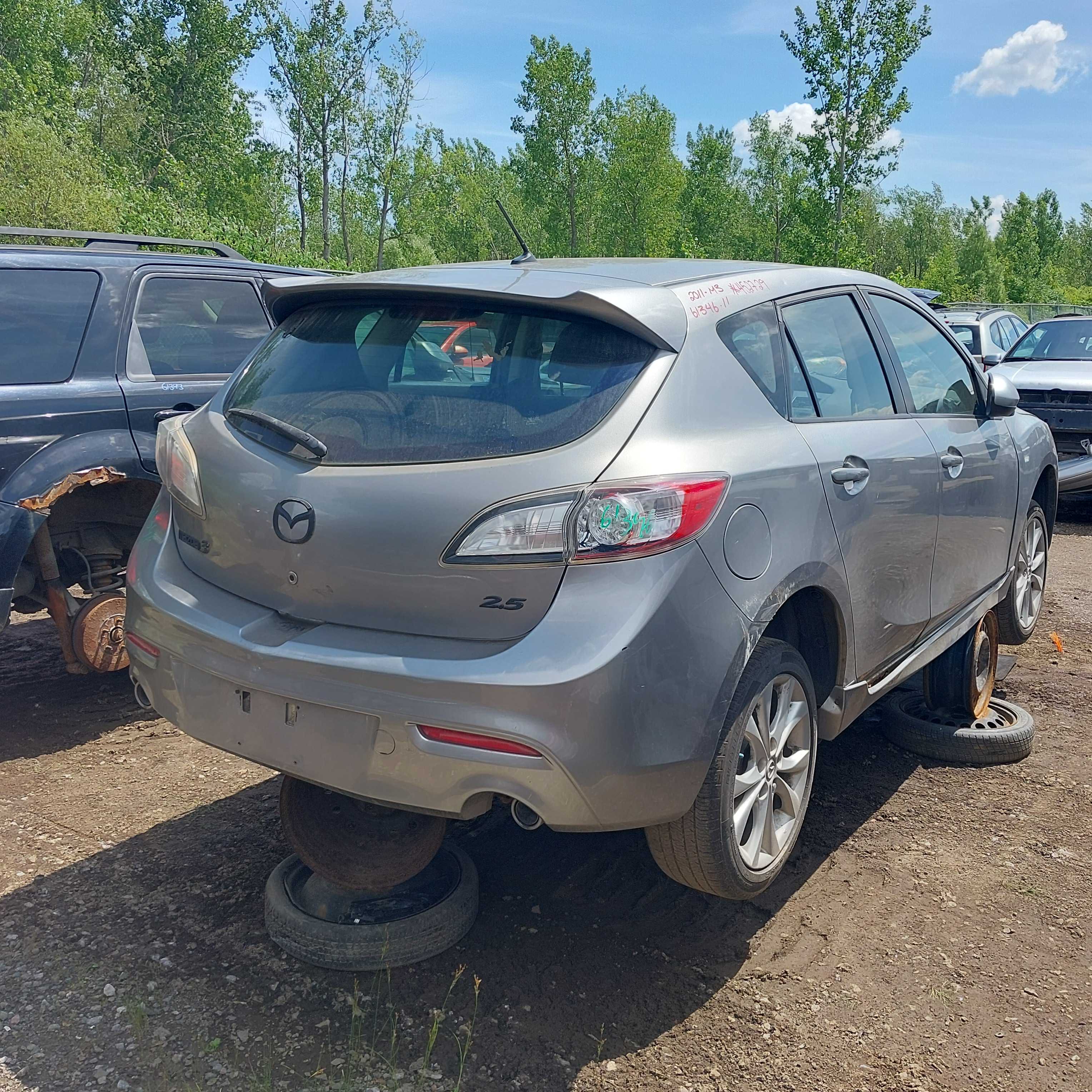 MAZDA MAZDA3 2011
