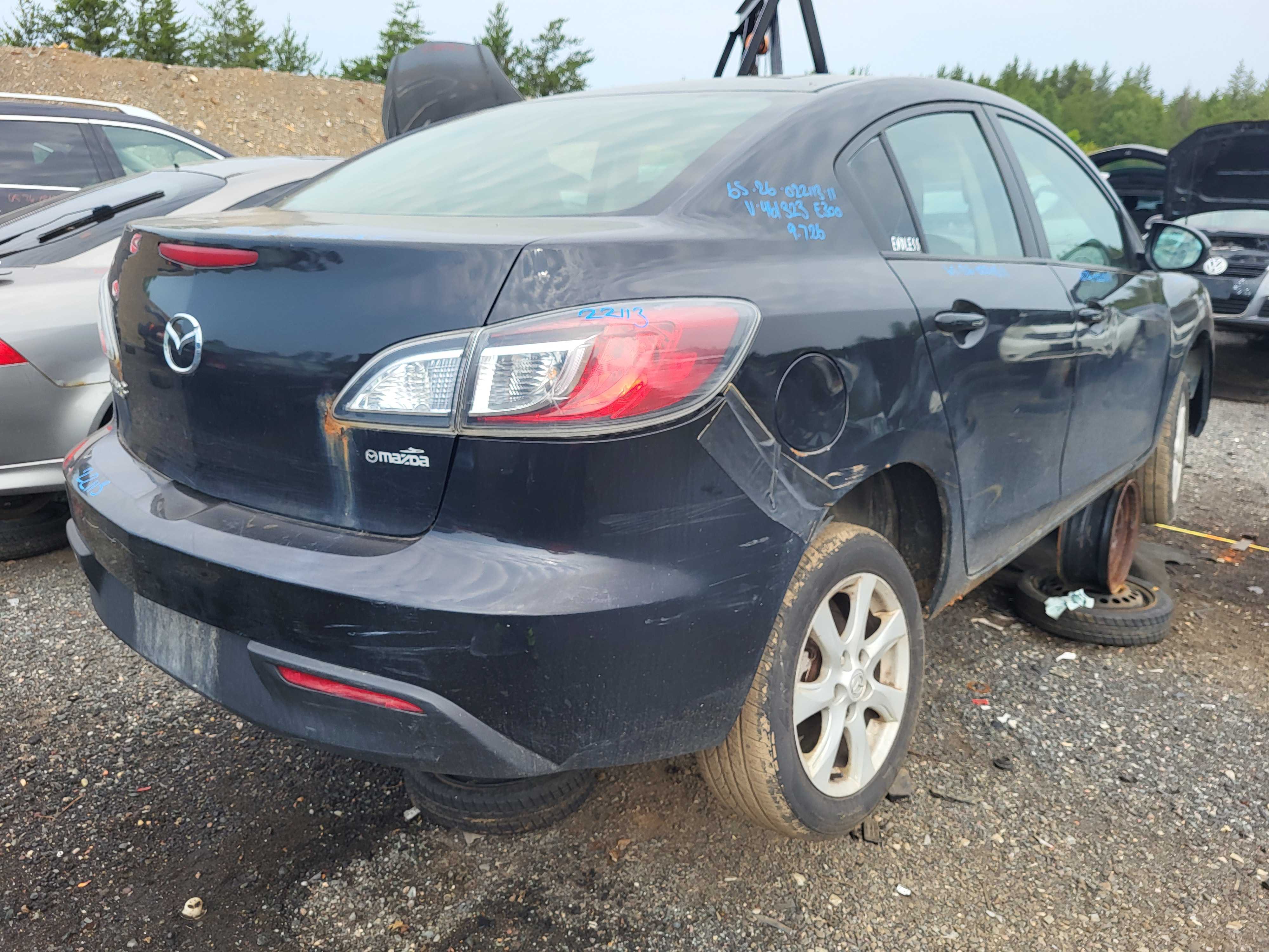 MAZDA MAZDA3 2011
