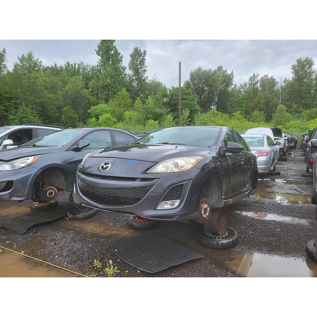 MAZDA MAZDA3 2011
