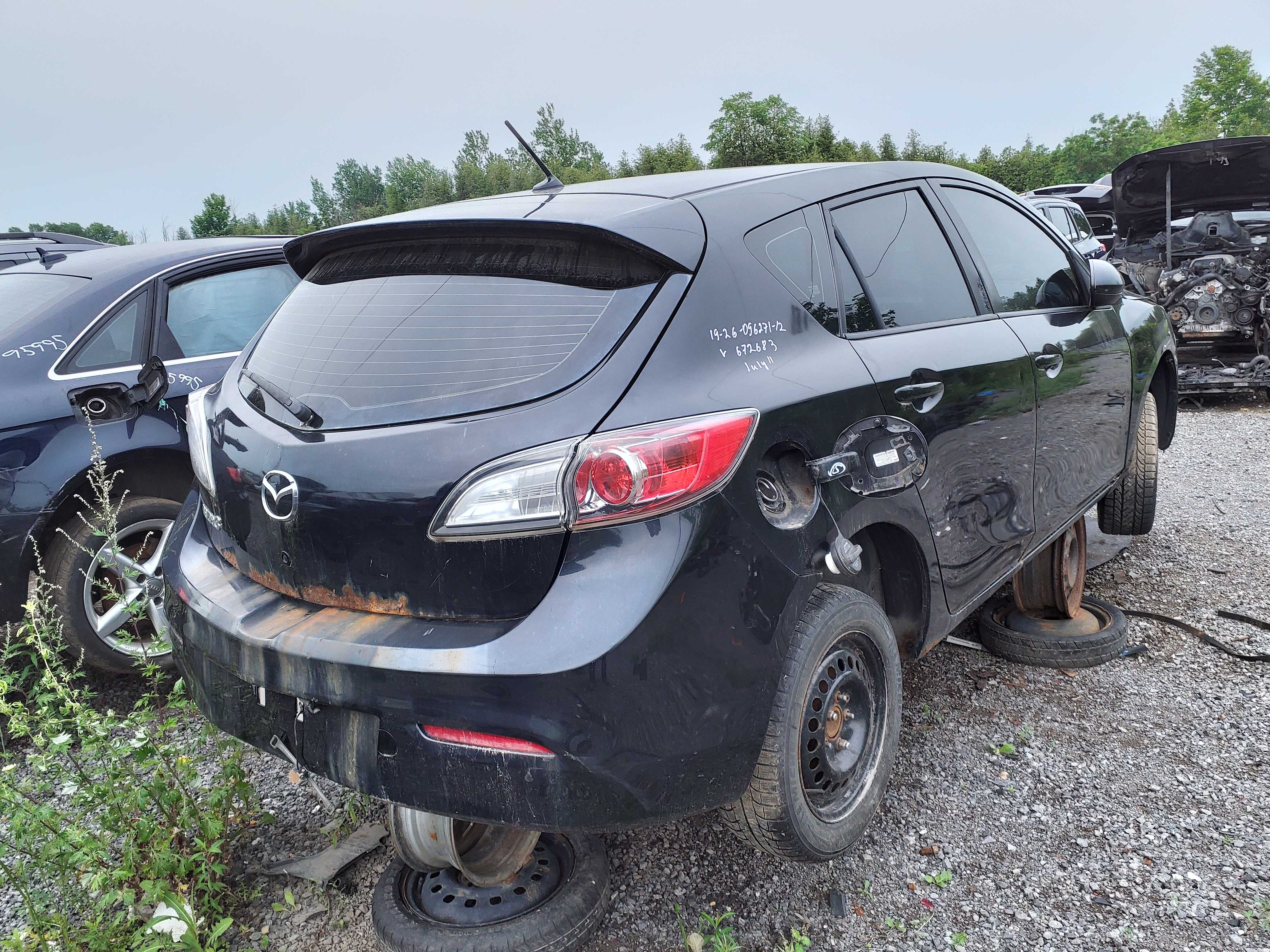 MAZDA MAZDA3 2012