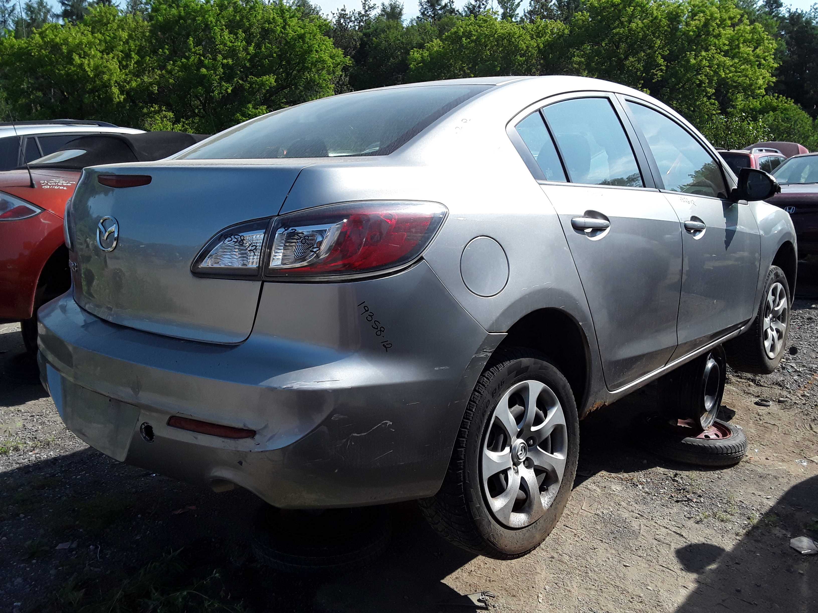 MAZDA MAZDA3 2012