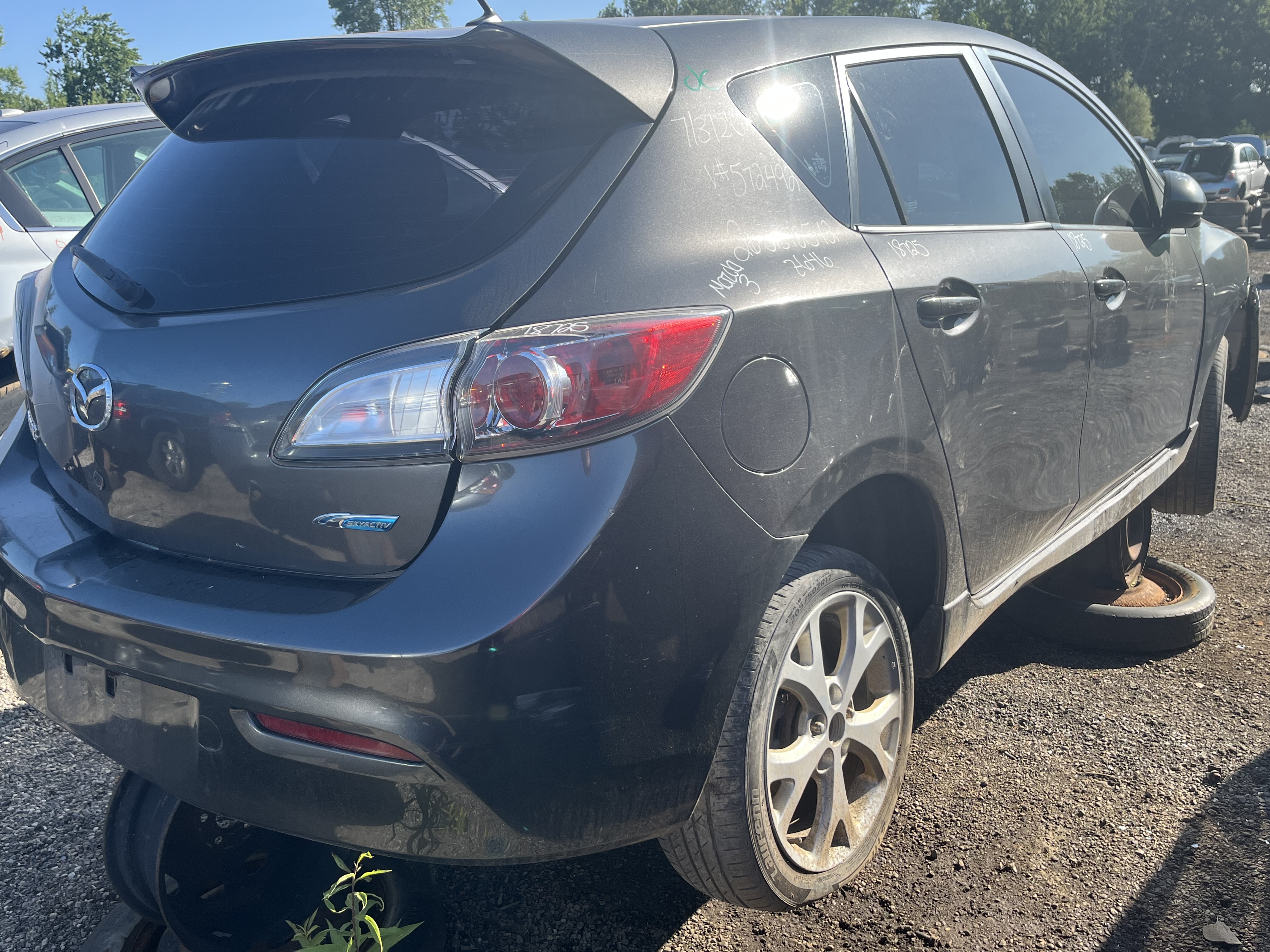 MAZDA MAZDA3 2012