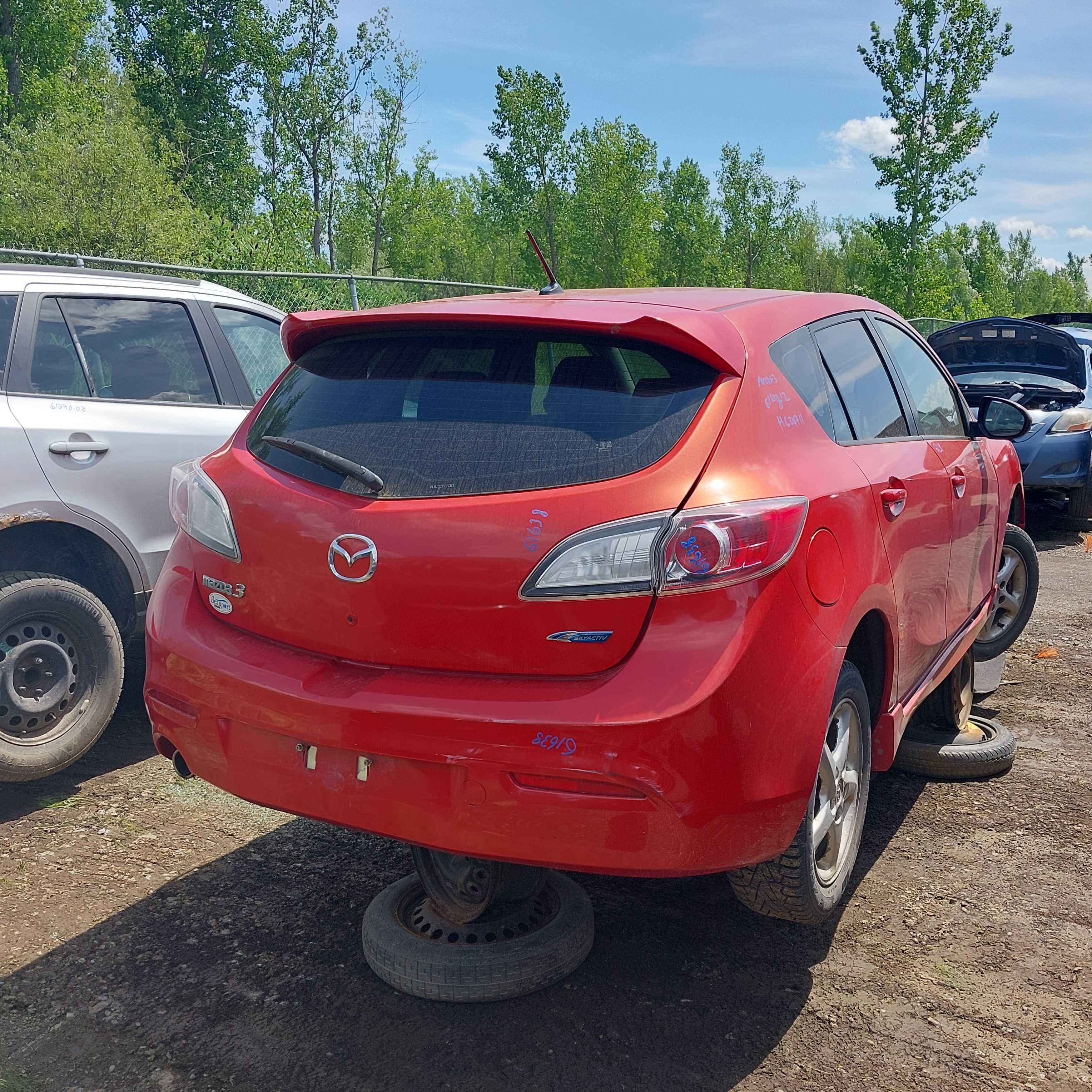 MAZDA MAZDA3 2012