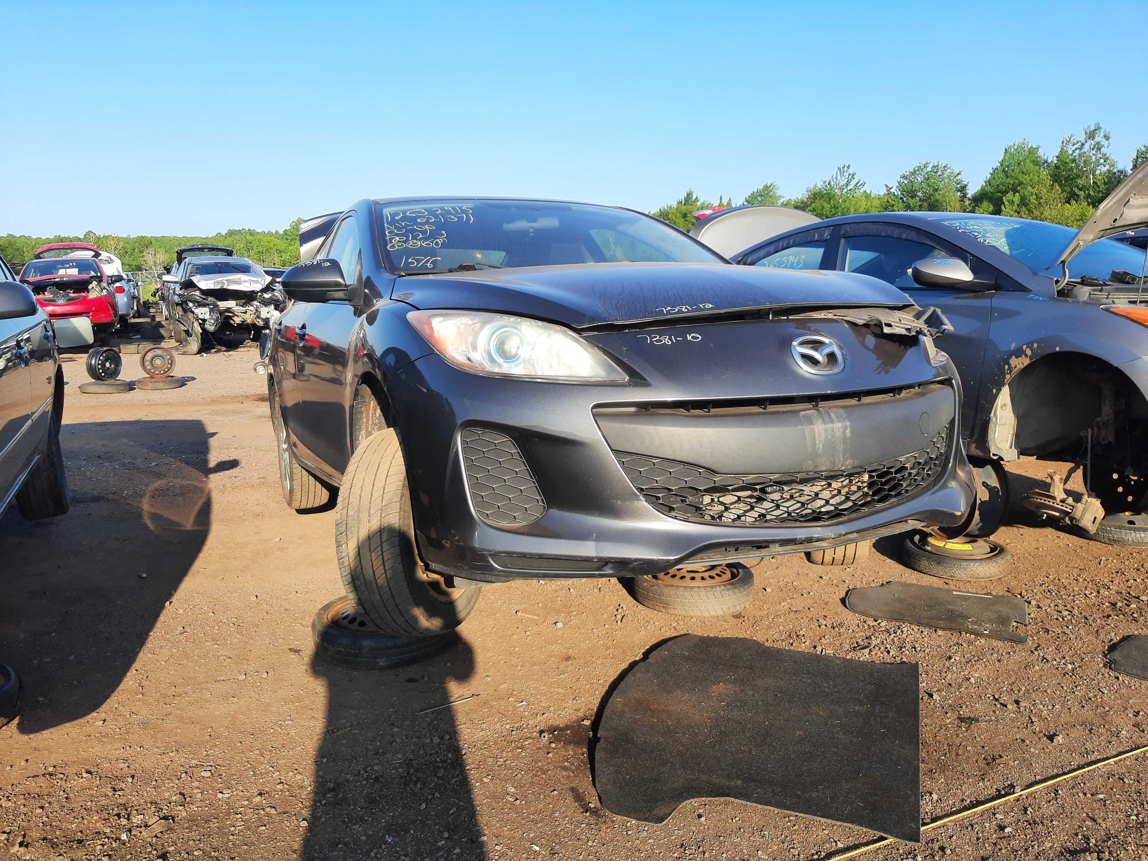 MAZDA MAZDA3 2012