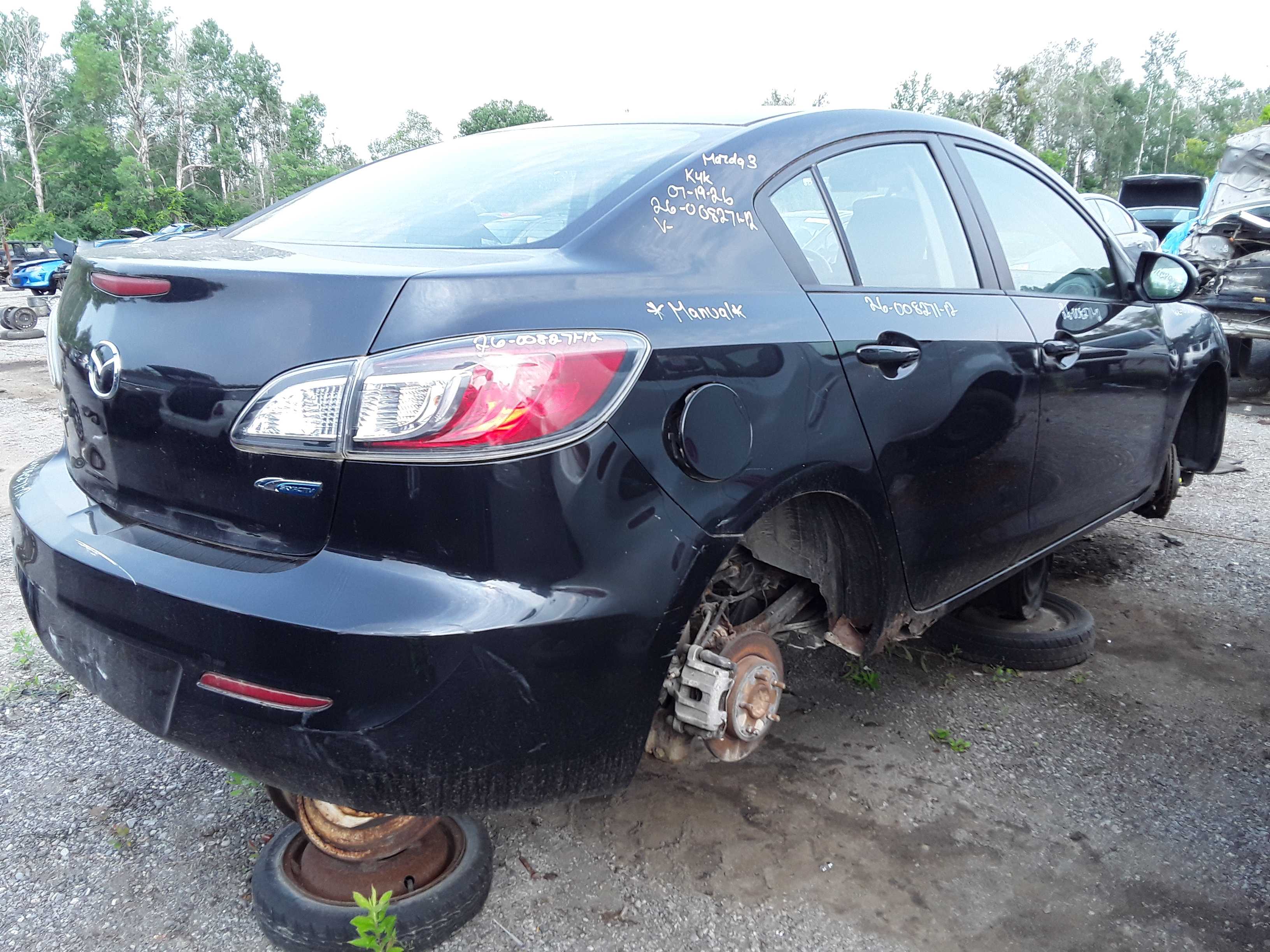 MAZDA MAZDA3 2012