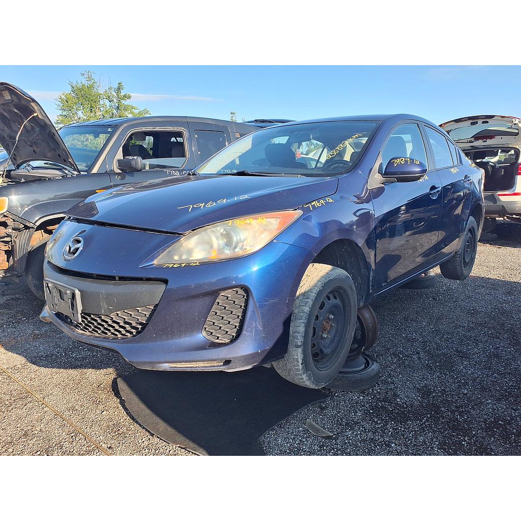 MAZDA MAZDA3 2012