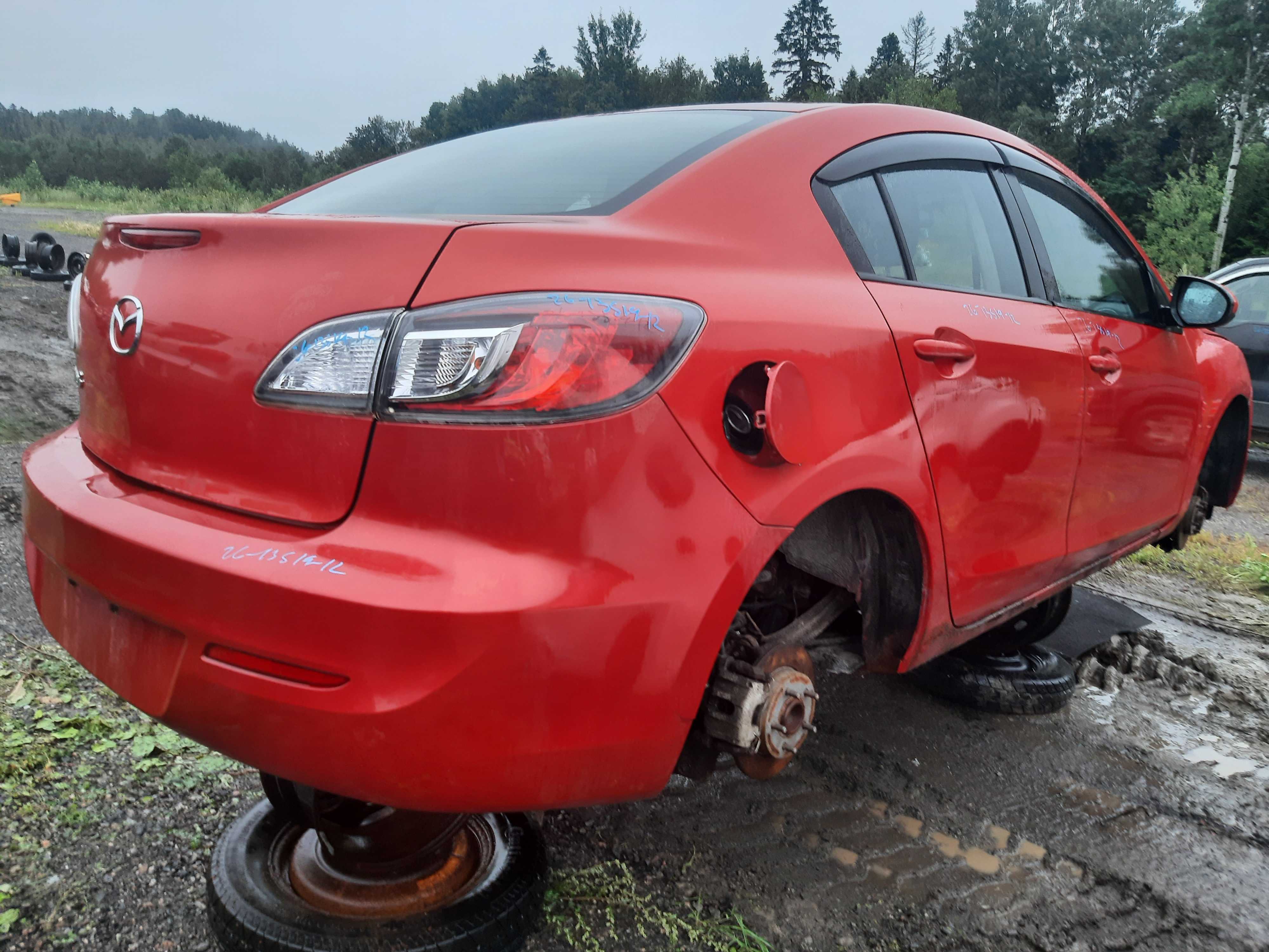 MAZDA MAZDA3 2012
