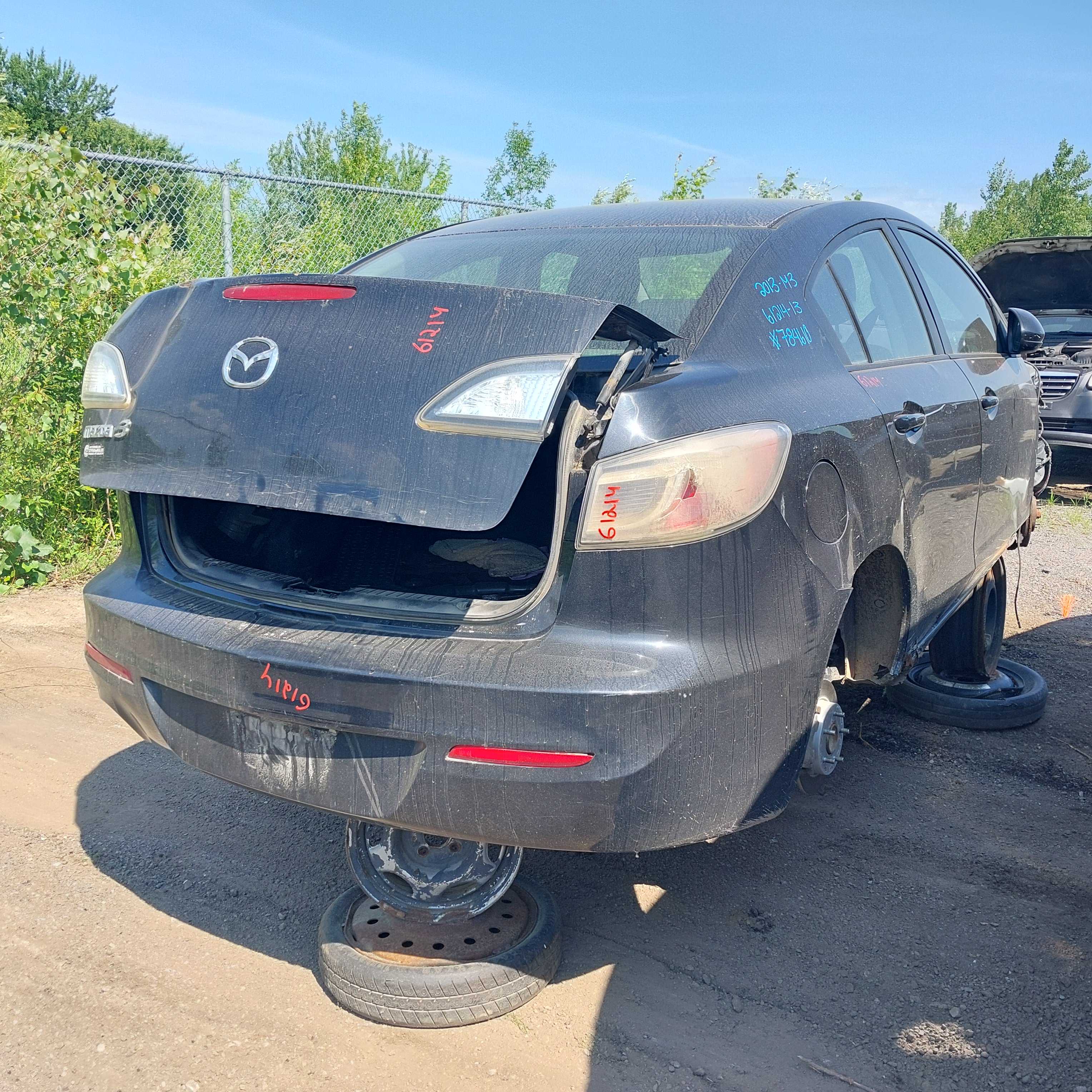MAZDA MAZDA3 2013