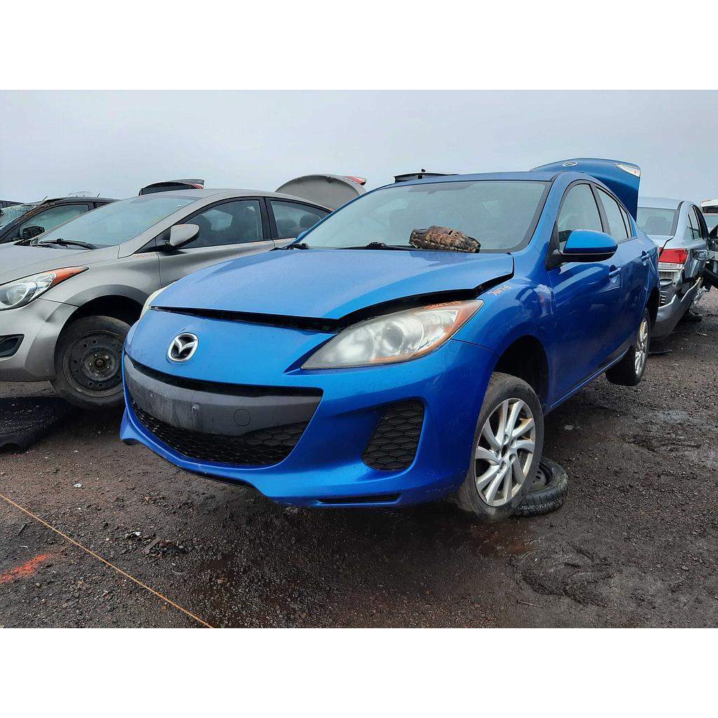 MAZDA MAZDA3 2013