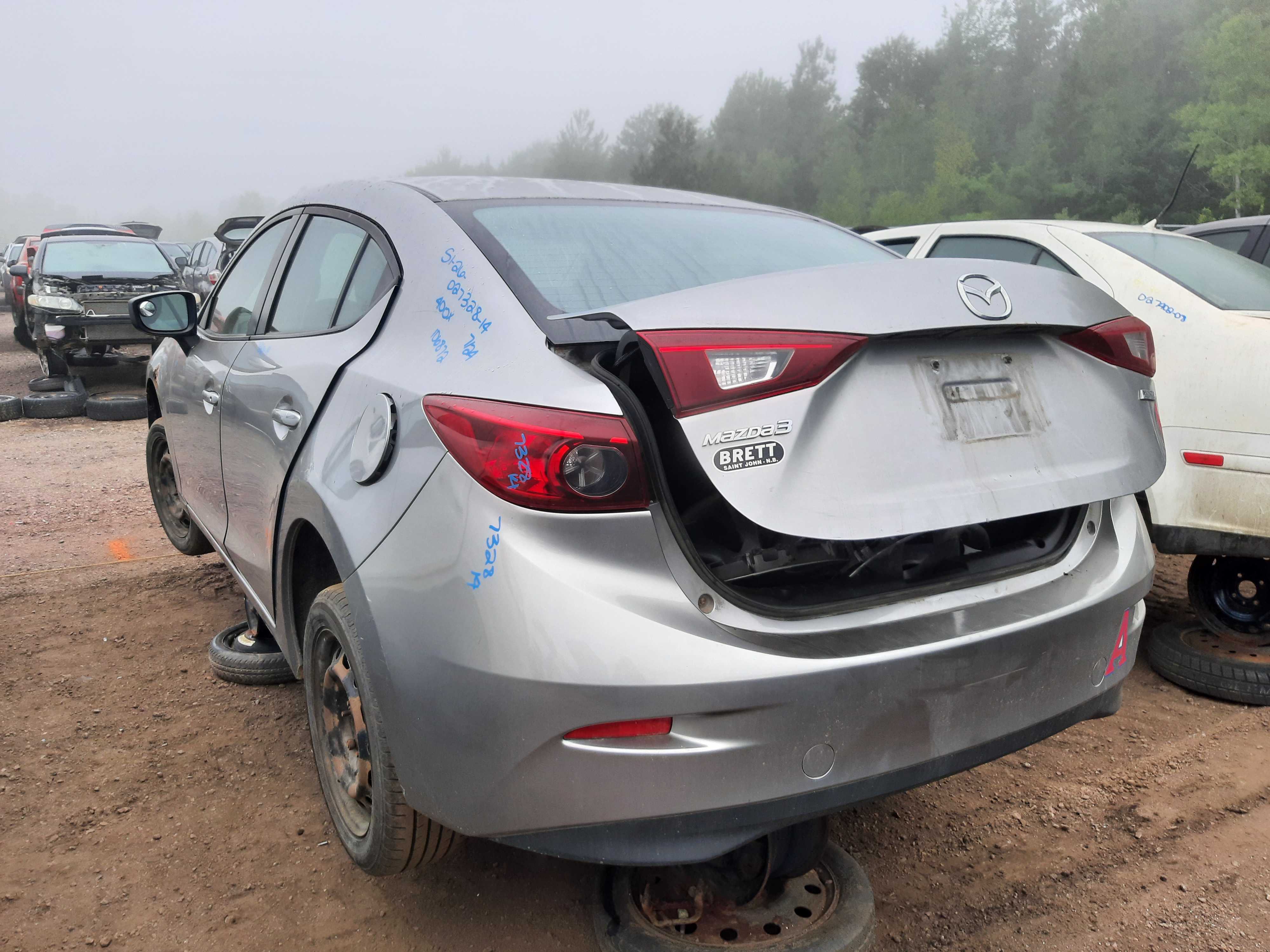 MAZDA MAZDA3 2014