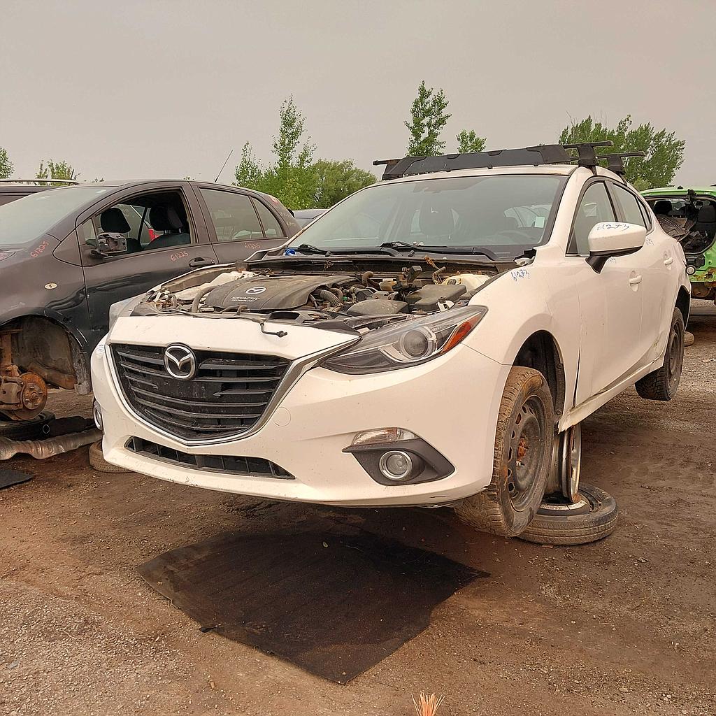MAZDA MAZDA3 2016
