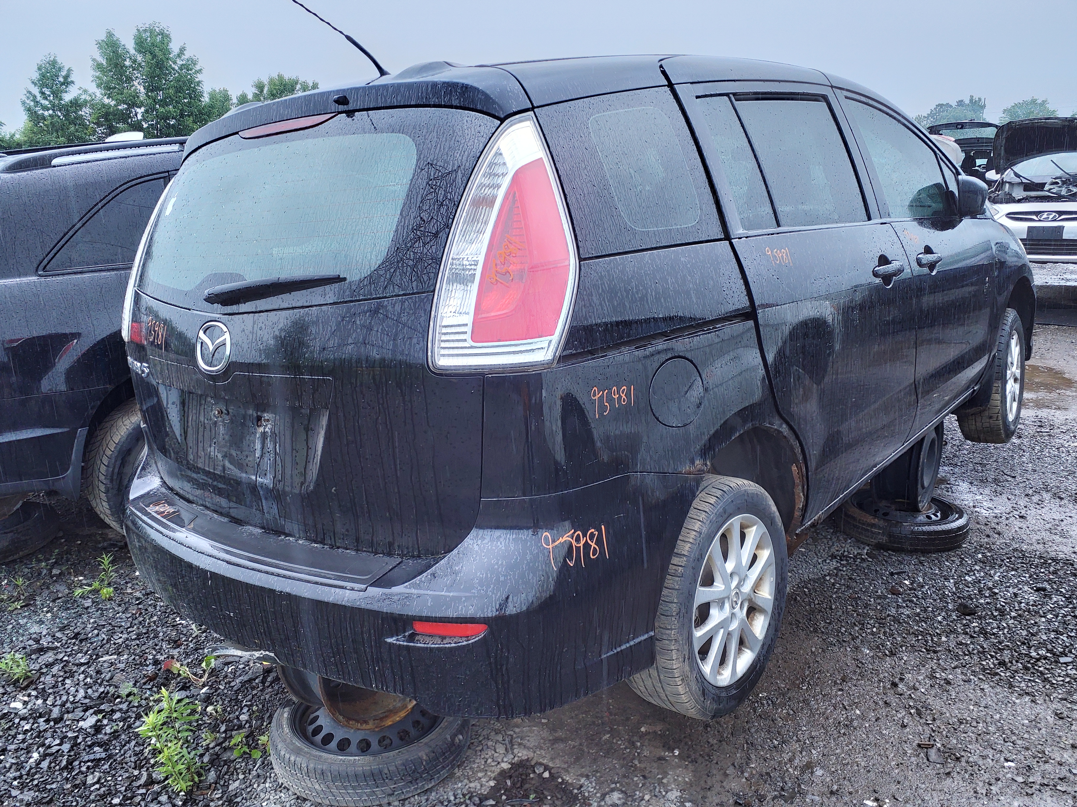 MAZDA MAZDA5 2010