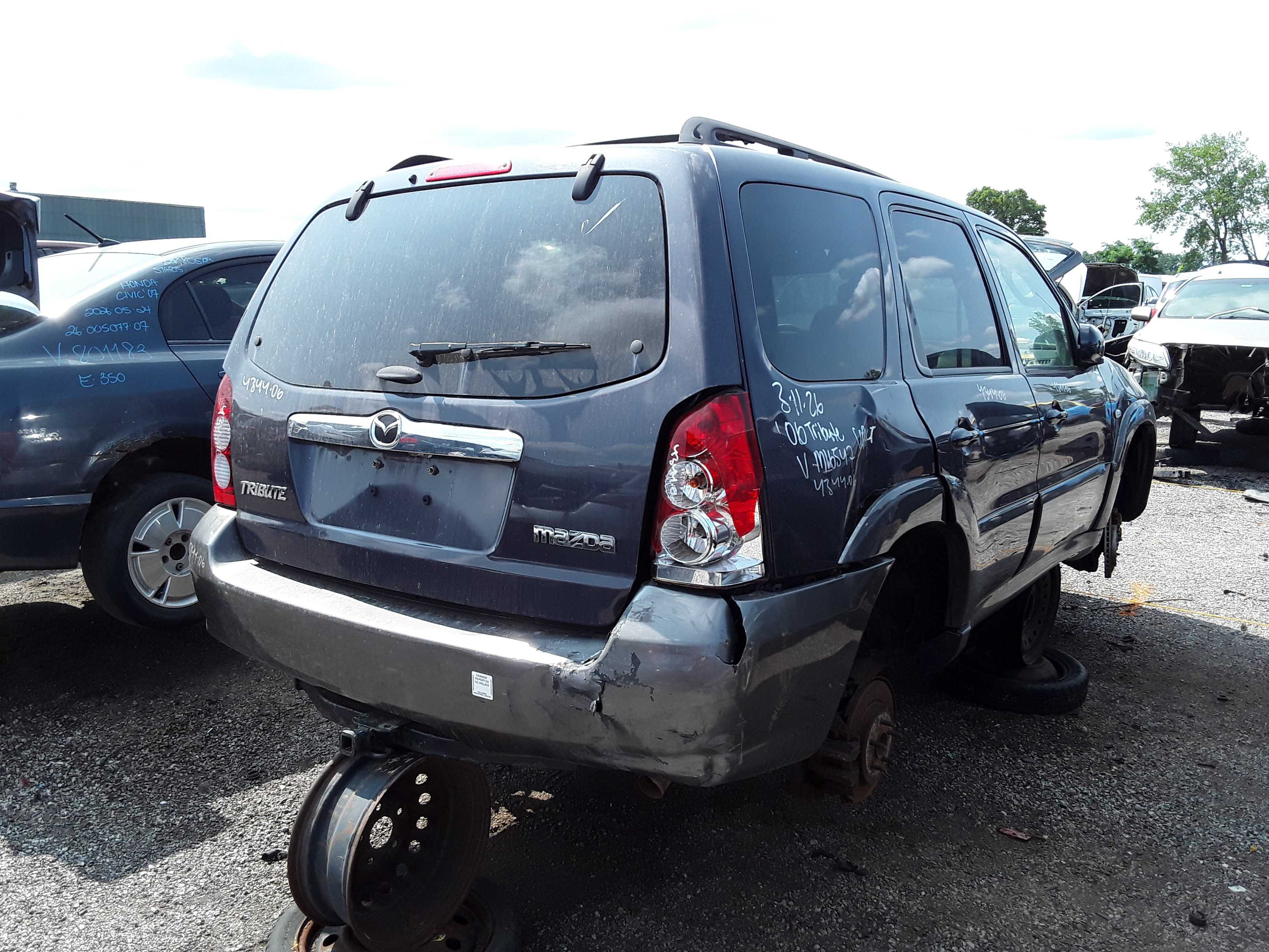 MAZDA TRIBUTE 2006