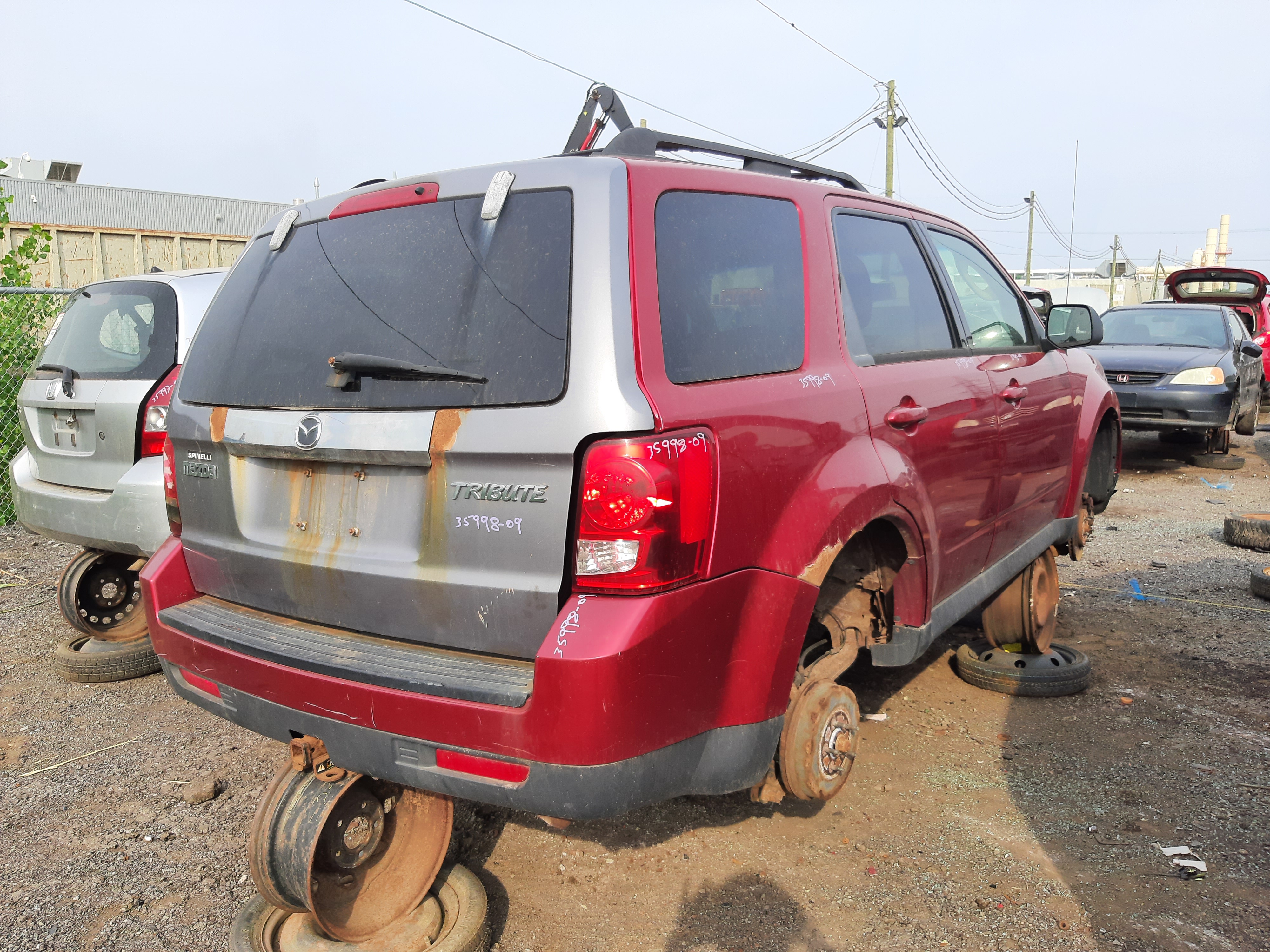 MAZDA TRIBUTE 2009