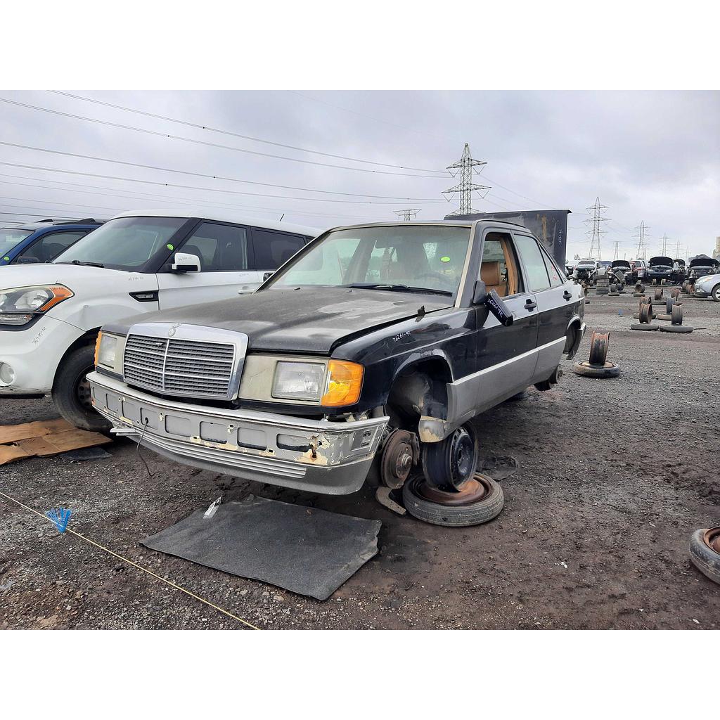 MERCEDES-BENZ 190 SERIES 1992