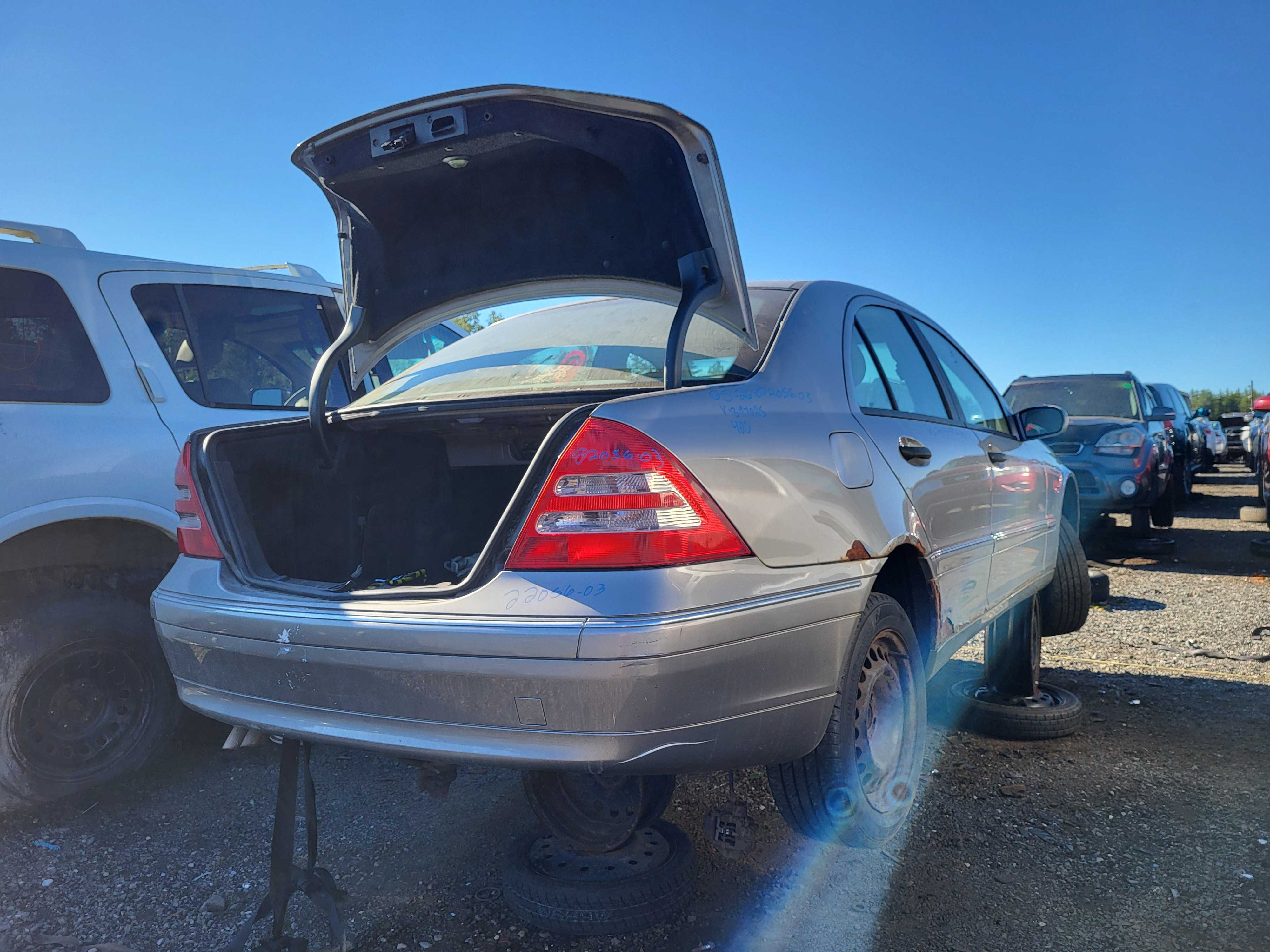 MERCEDES-BENZ C-CLASS 2003