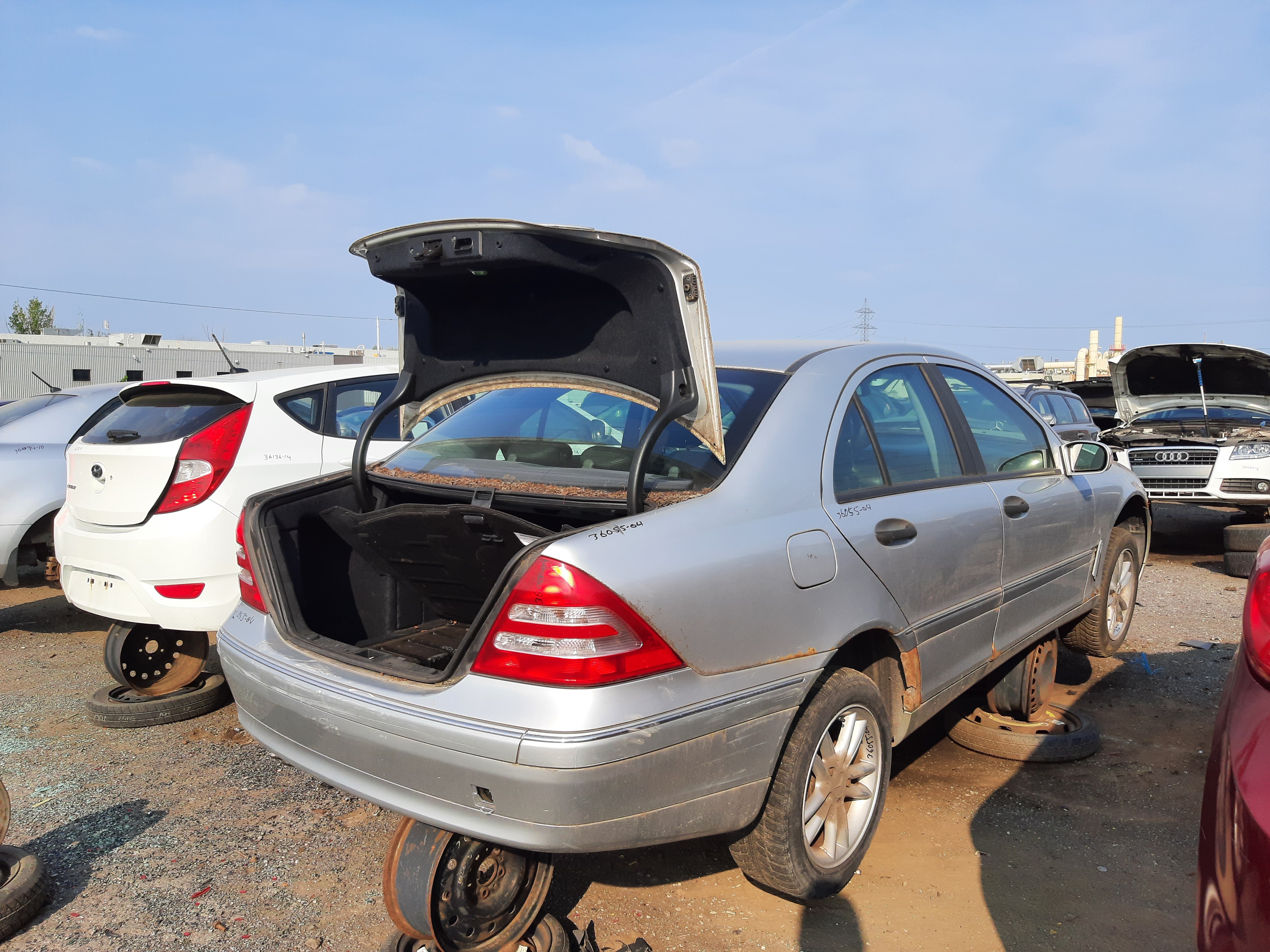 MERCEDES-BENZ C-CLASS 2004
