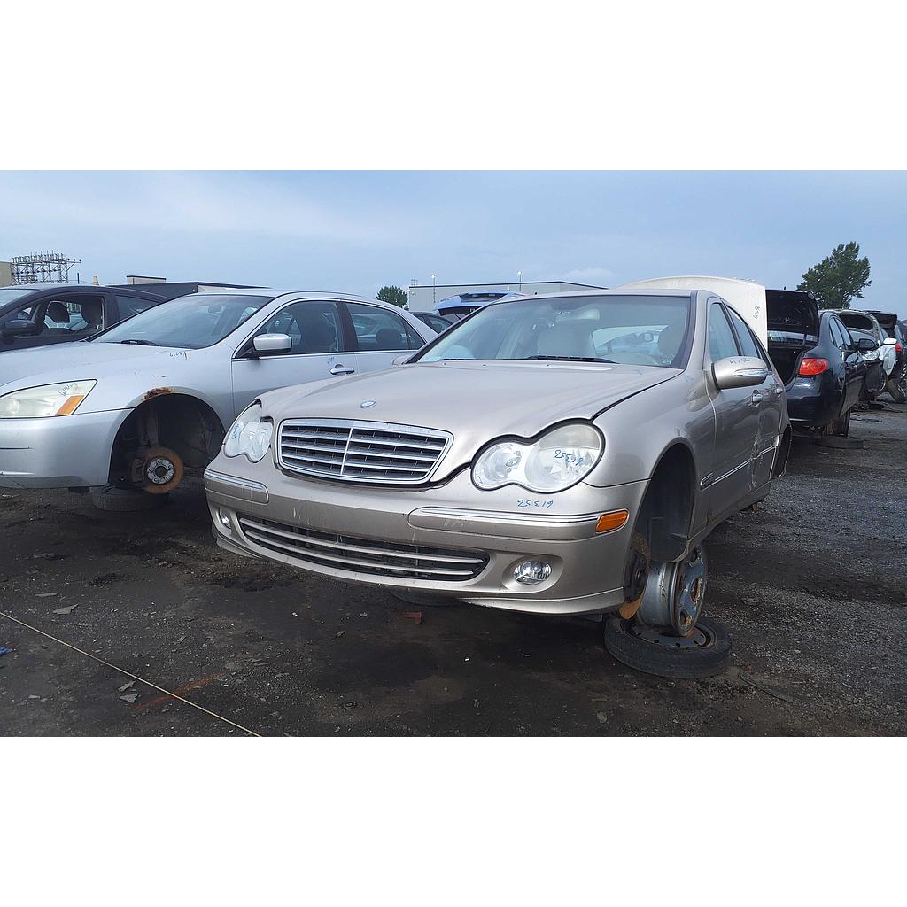 MERCEDES-BENZ C-CLASS 2005