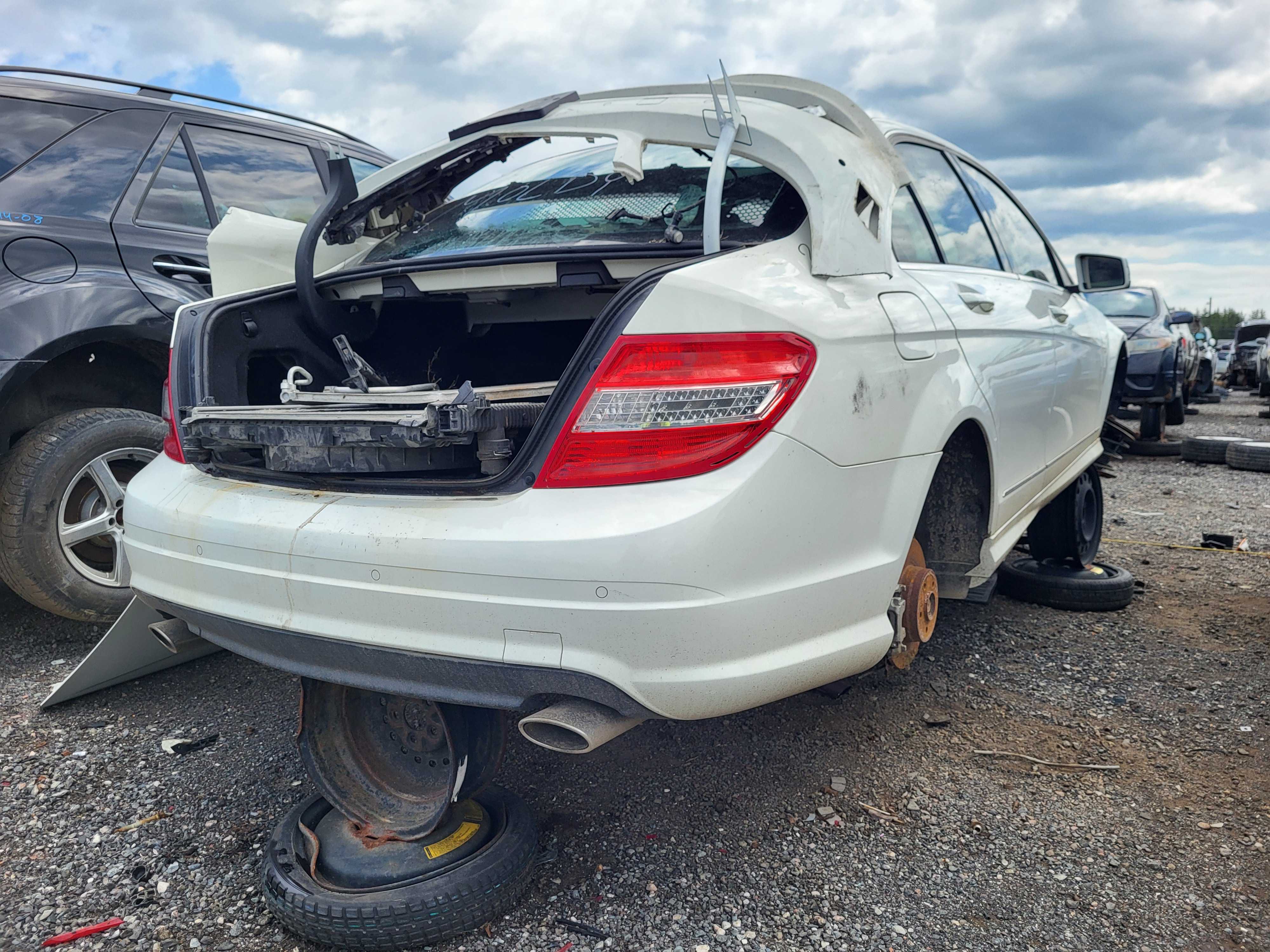 MERCEDES-BENZ C-CLASS 2010