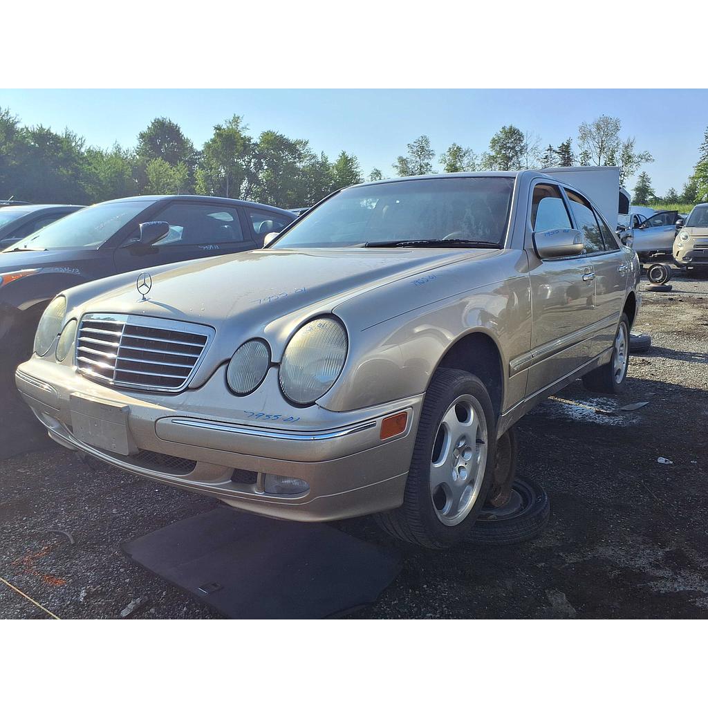 MERCEDES-BENZ E-CLASS 2001