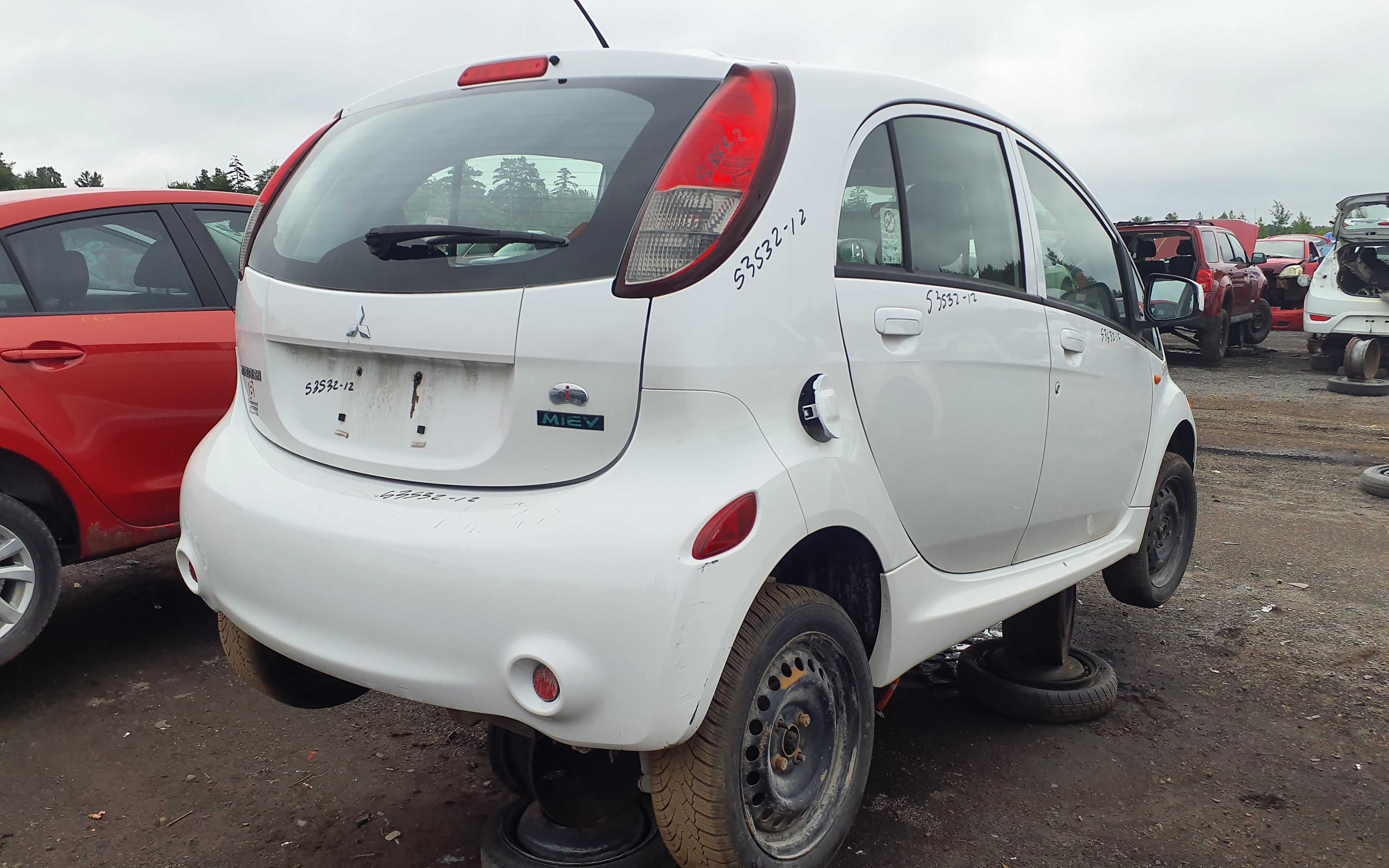 MITSUBISHI I-MIEV 2012