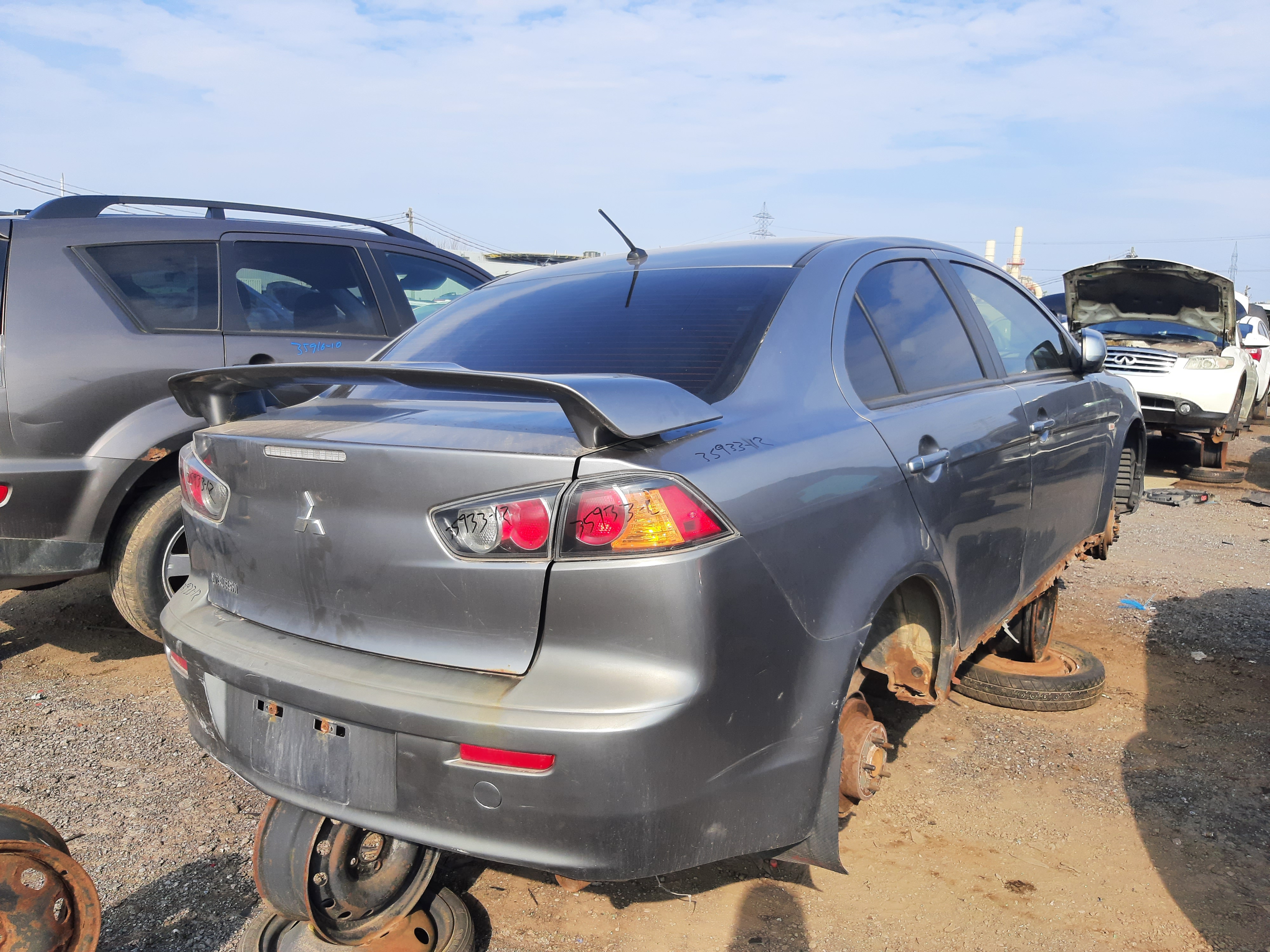 MITSUBISHI LANCER 2012