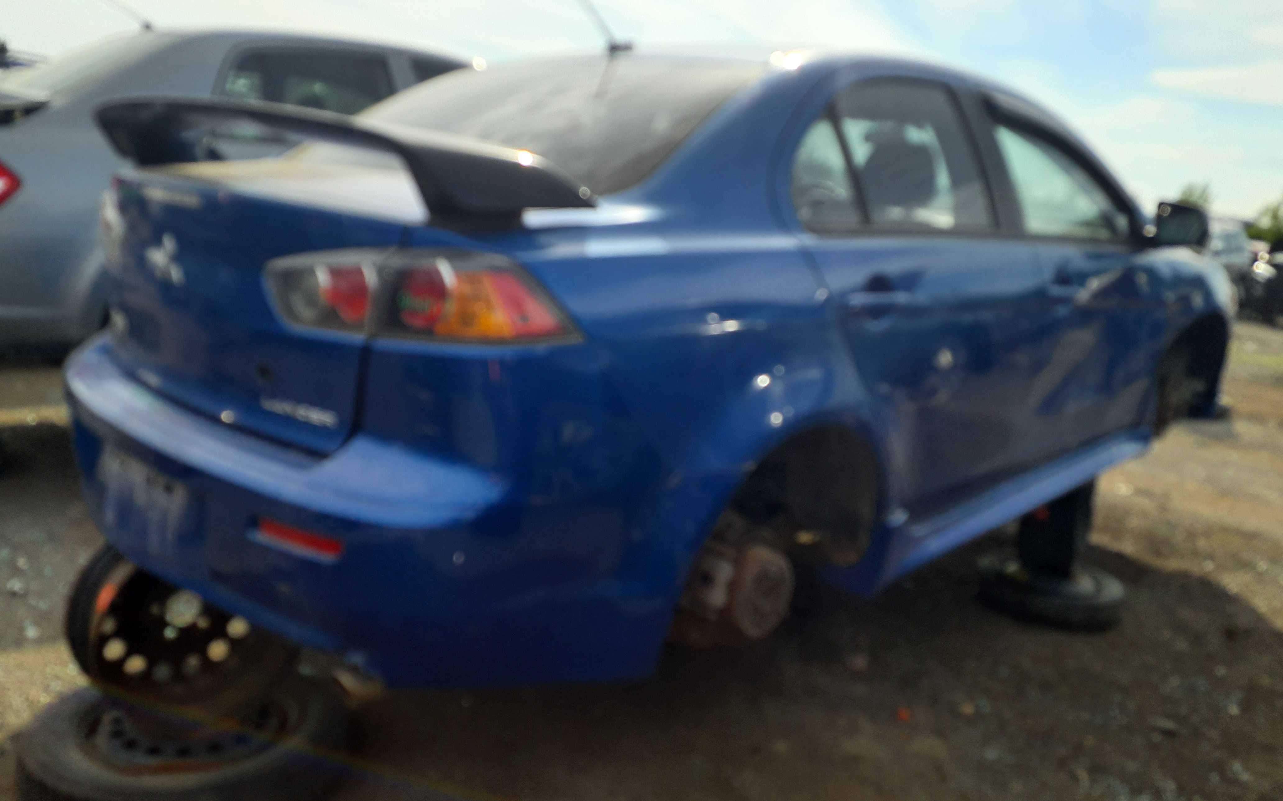 MITSUBISHI LANCER 2012