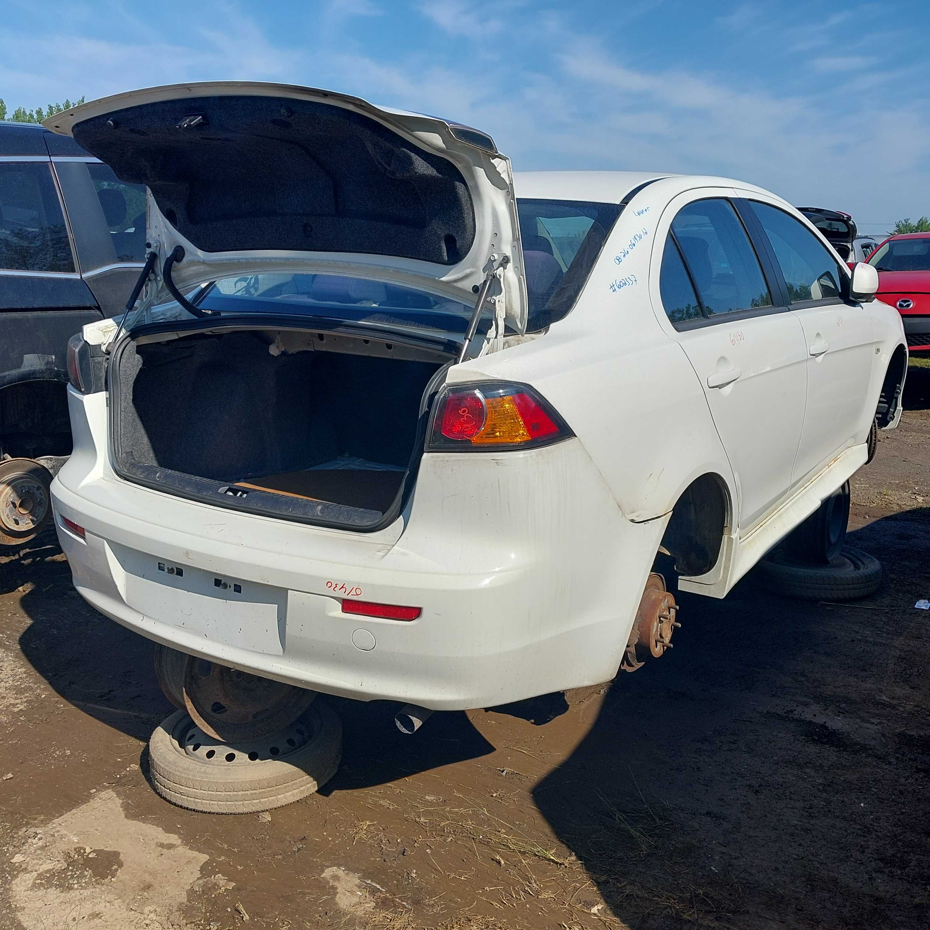 MITSUBISHI LANCER 2012