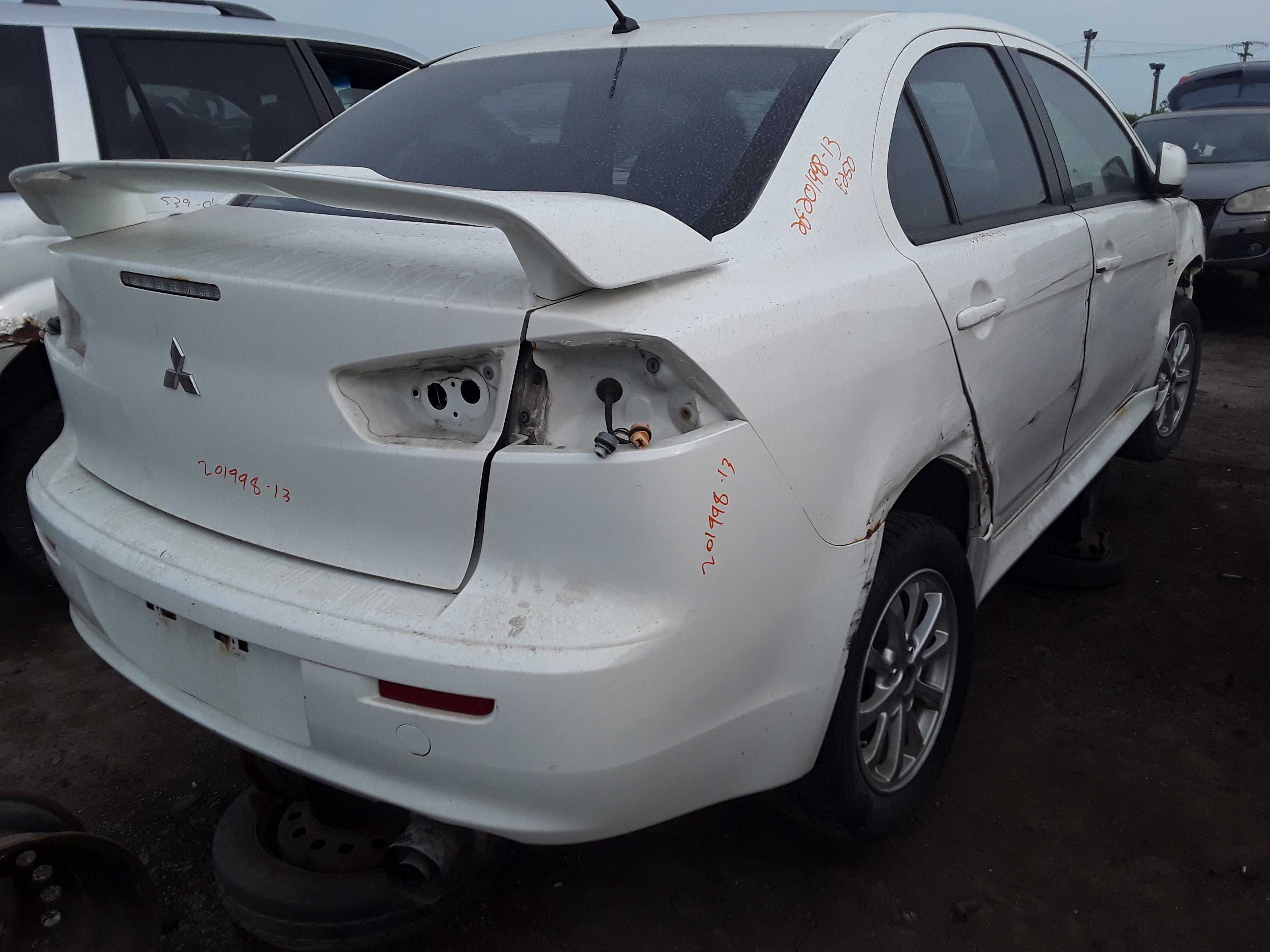 MITSUBISHI LANCER 2013