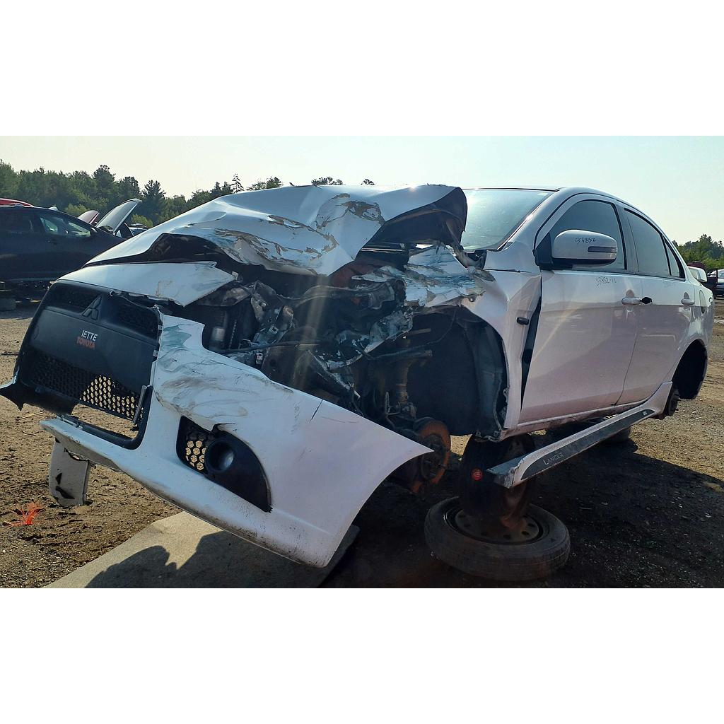MITSUBISHI LANCER 2015