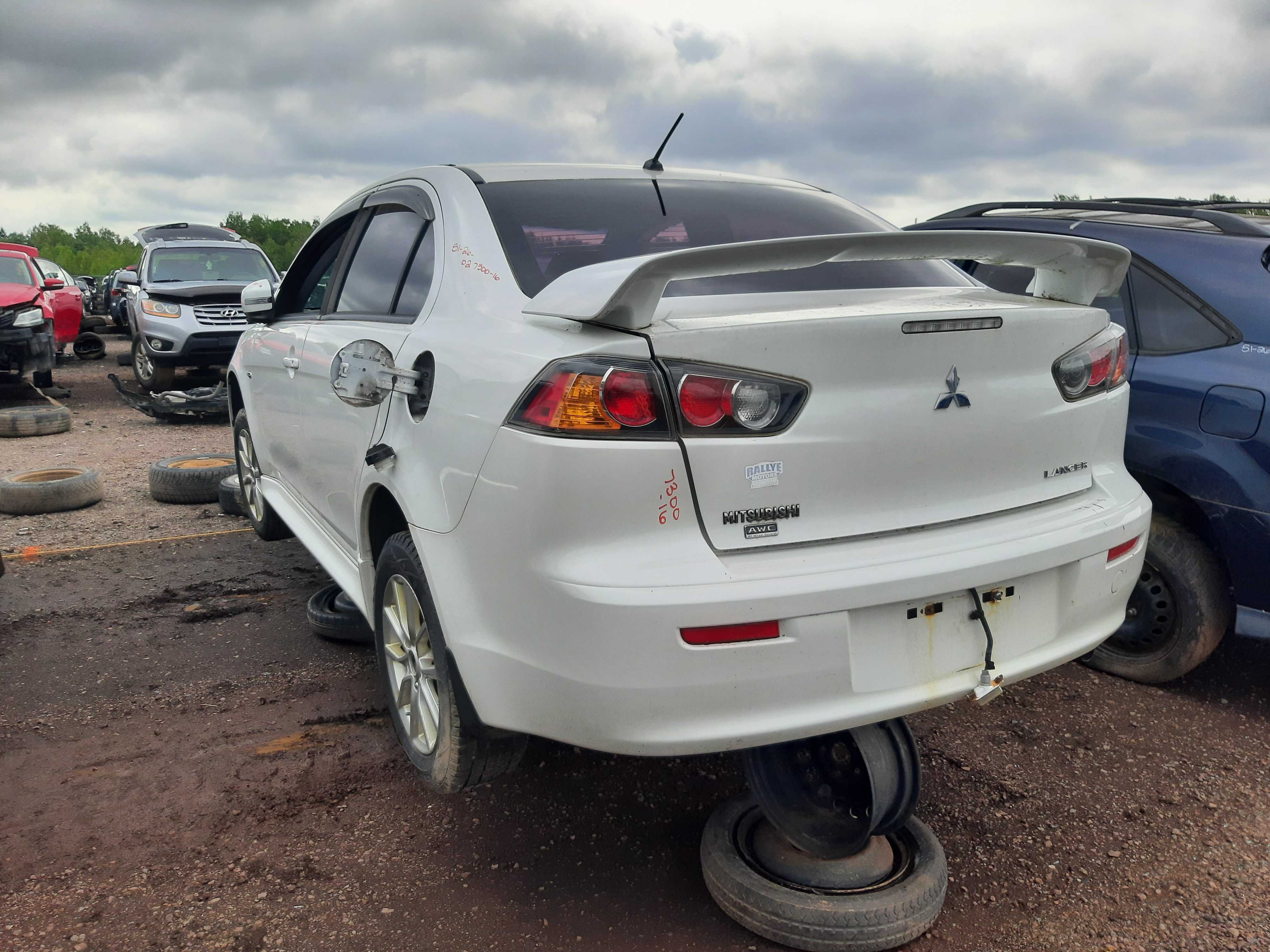 MITSUBISHI LANCER 2016