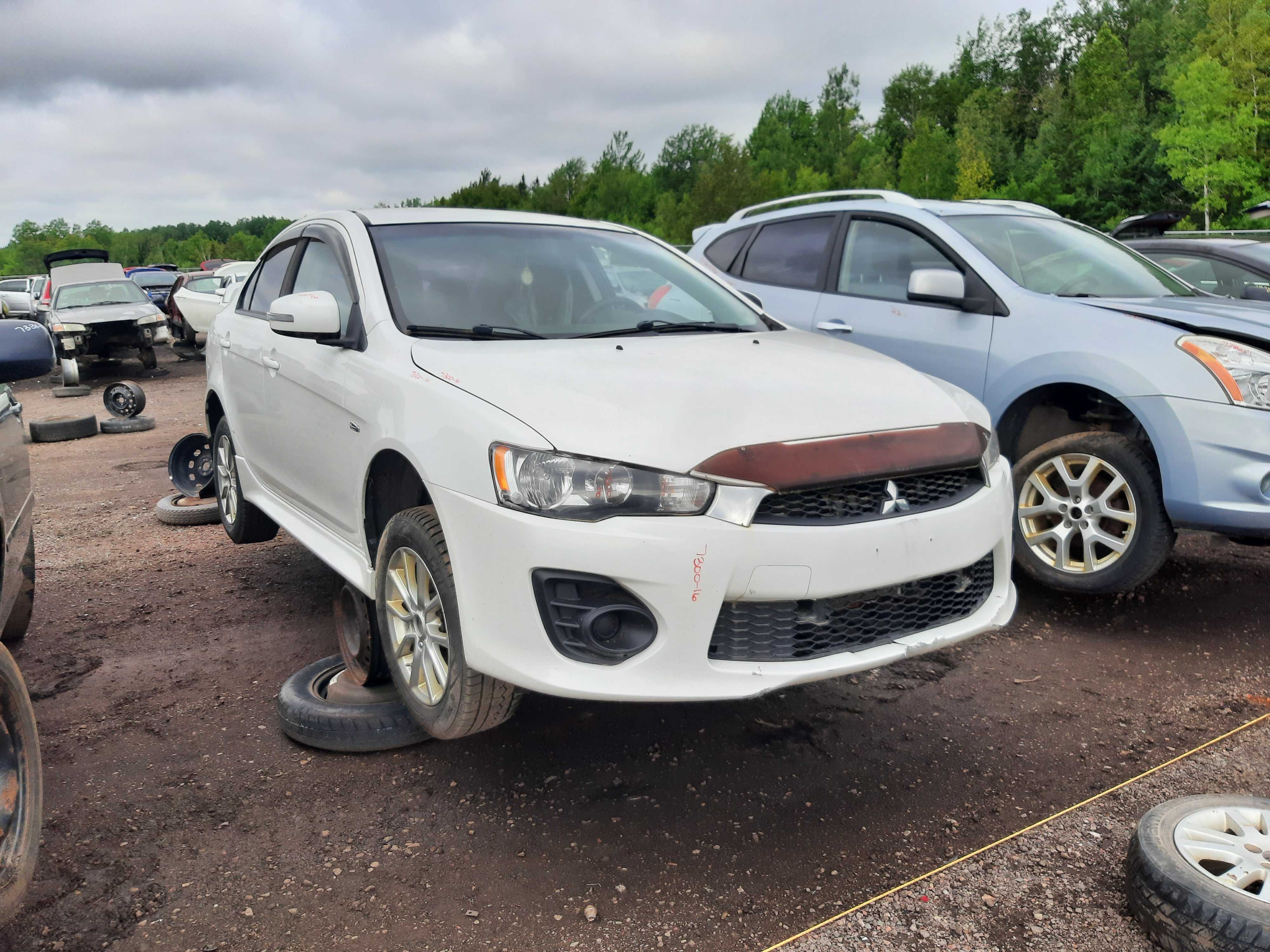 MITSUBISHI LANCER 2016