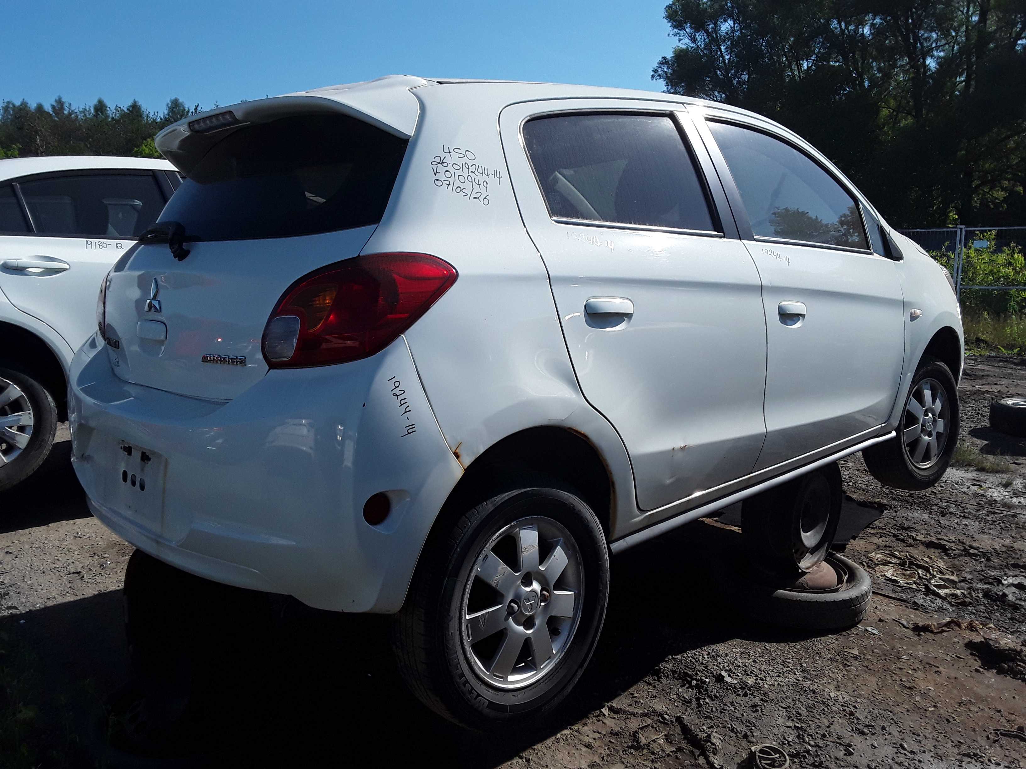 MITSUBISHI MIRAGE 2014