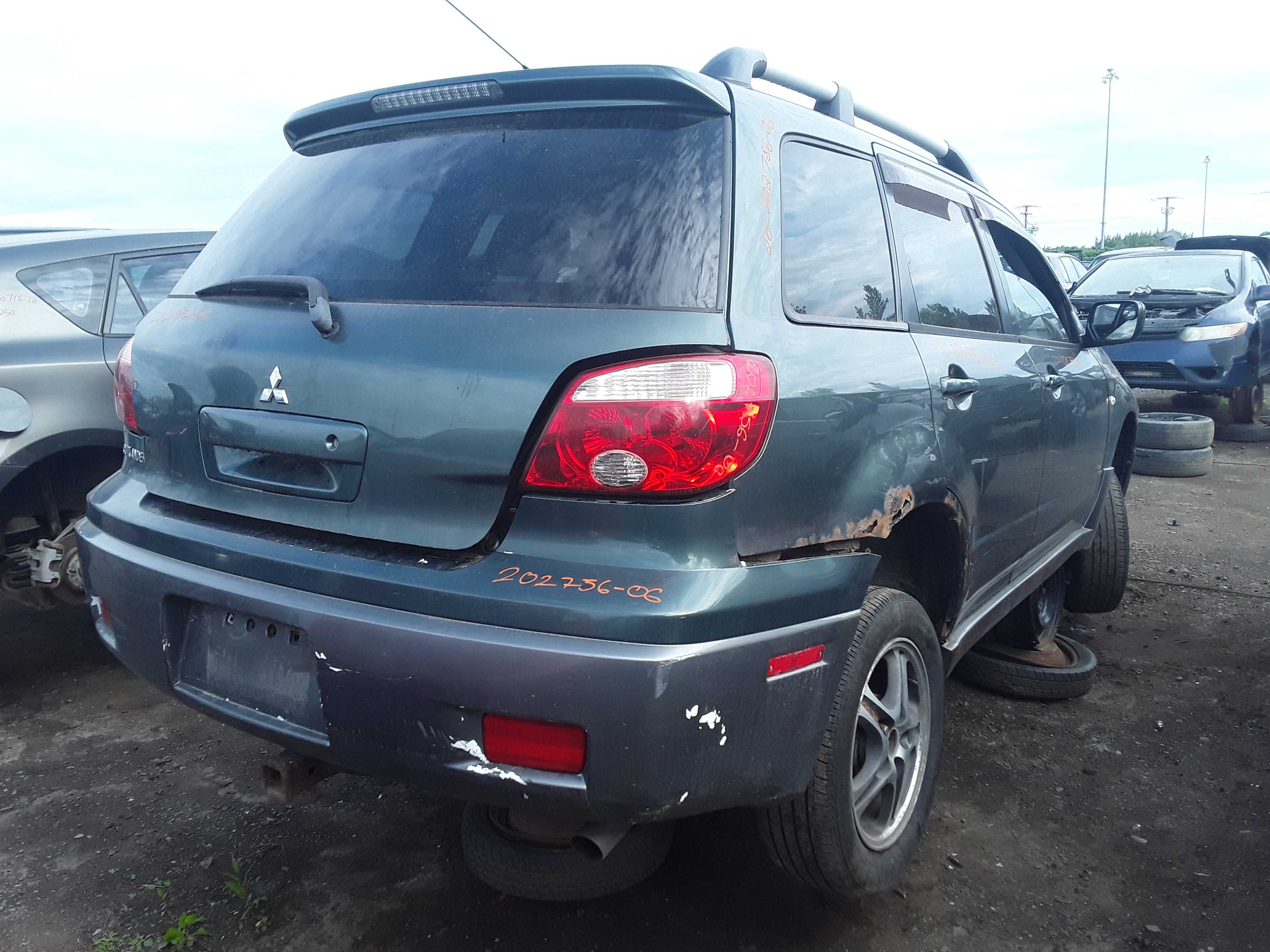 MITSUBISHI OUTLANDER 2006