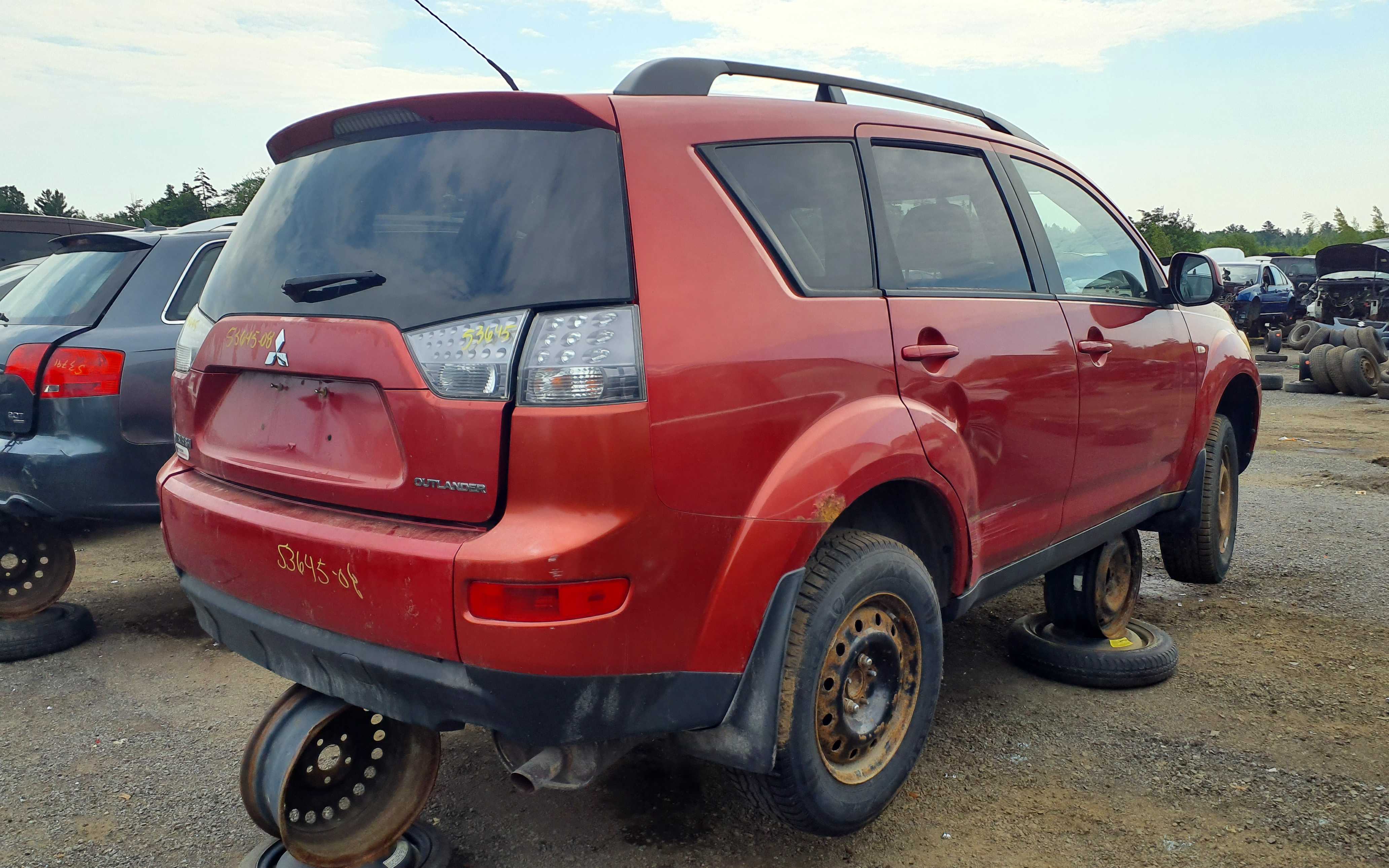 MITSUBISHI OUTLANDER 2008