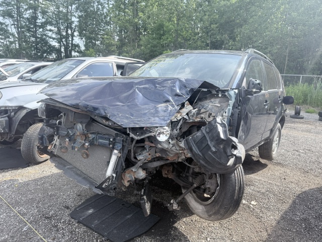 MITSUBISHI OUTLANDER 2010