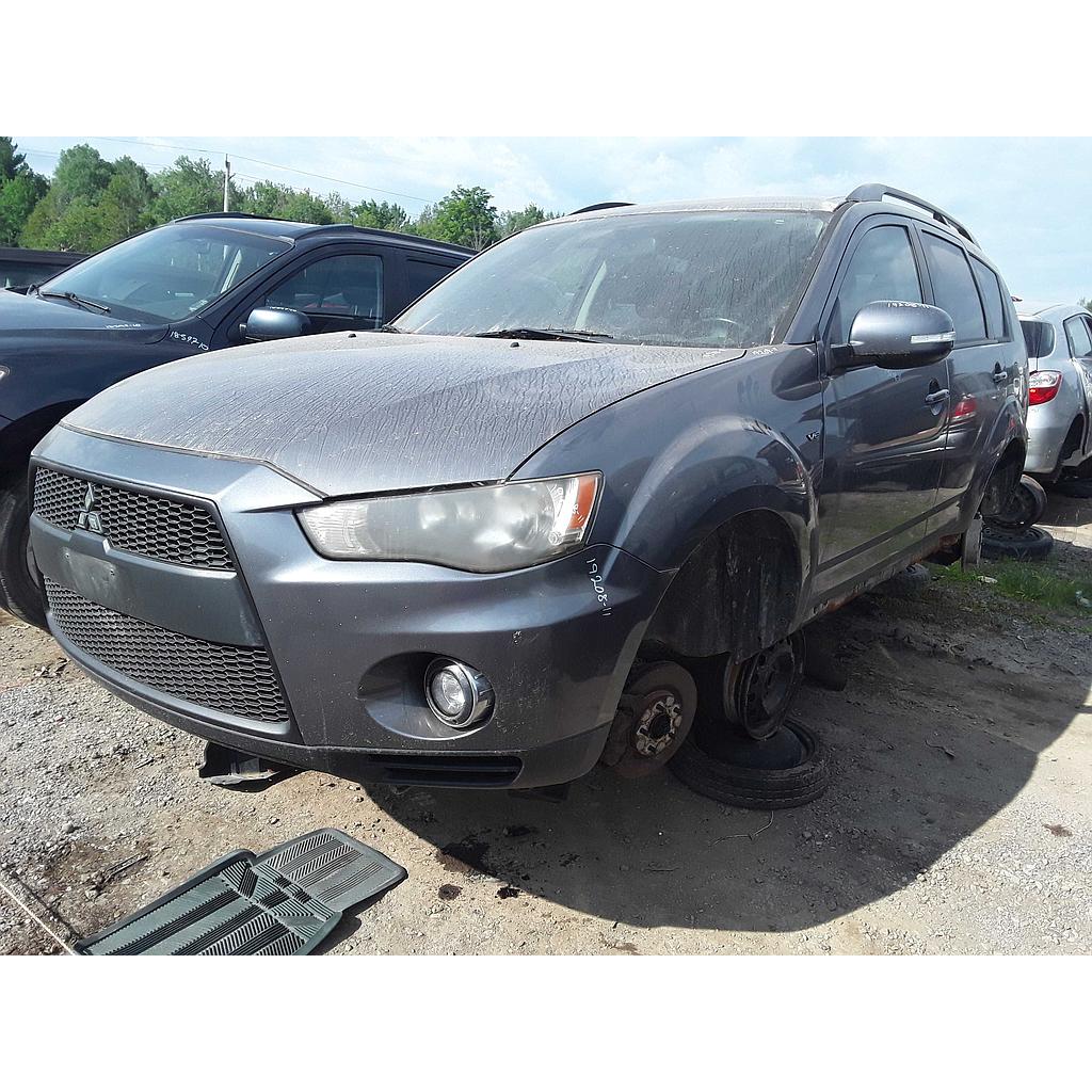 MITSUBISHI OUTLANDER 2011