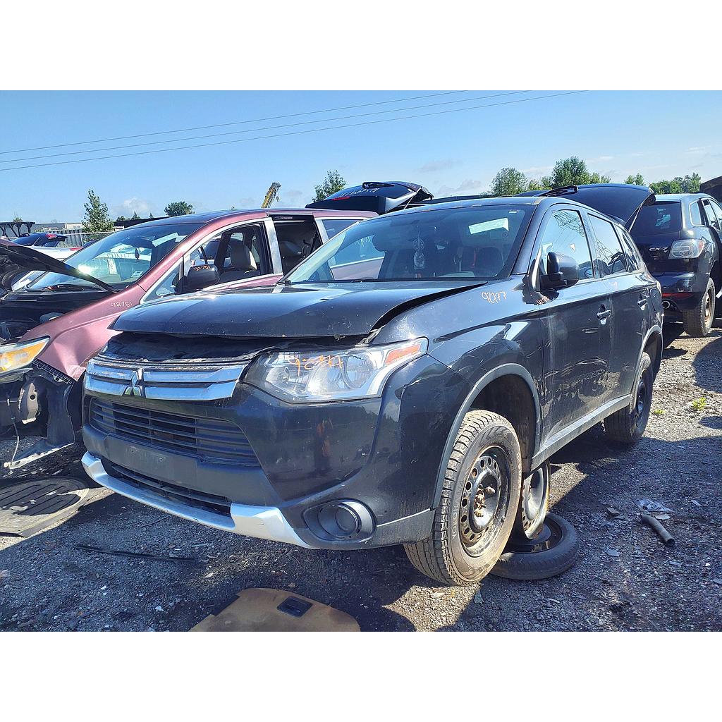 MITSUBISHI OUTLANDER 2015