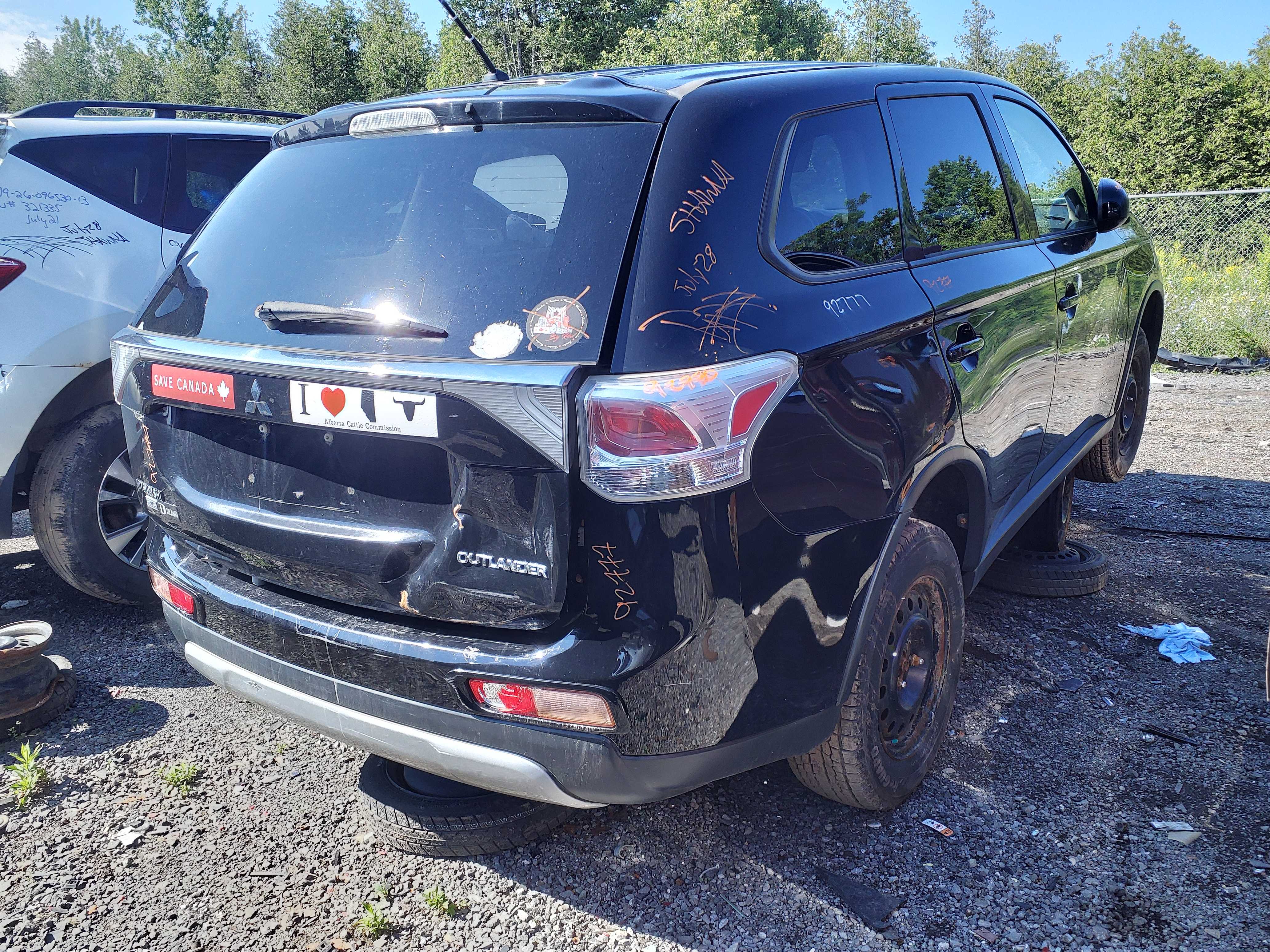 MITSUBISHI OUTLANDER 2015