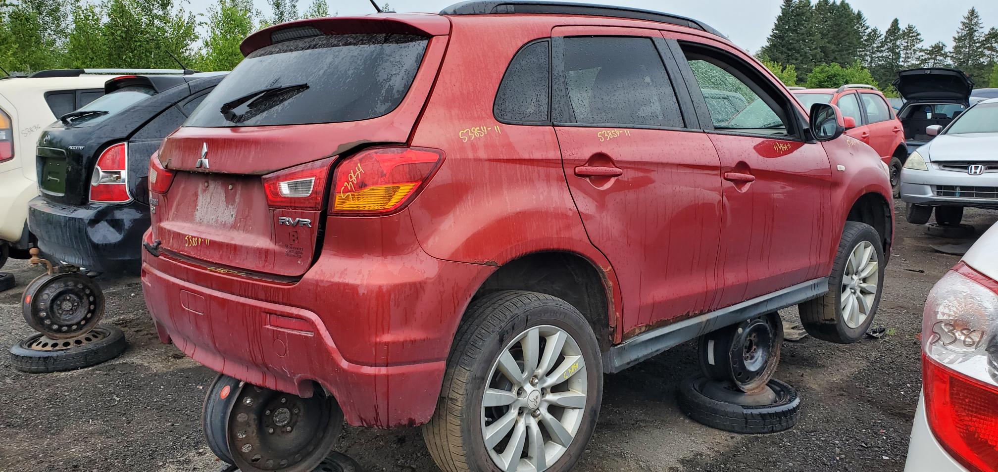 MITSUBISHI RVR 2011