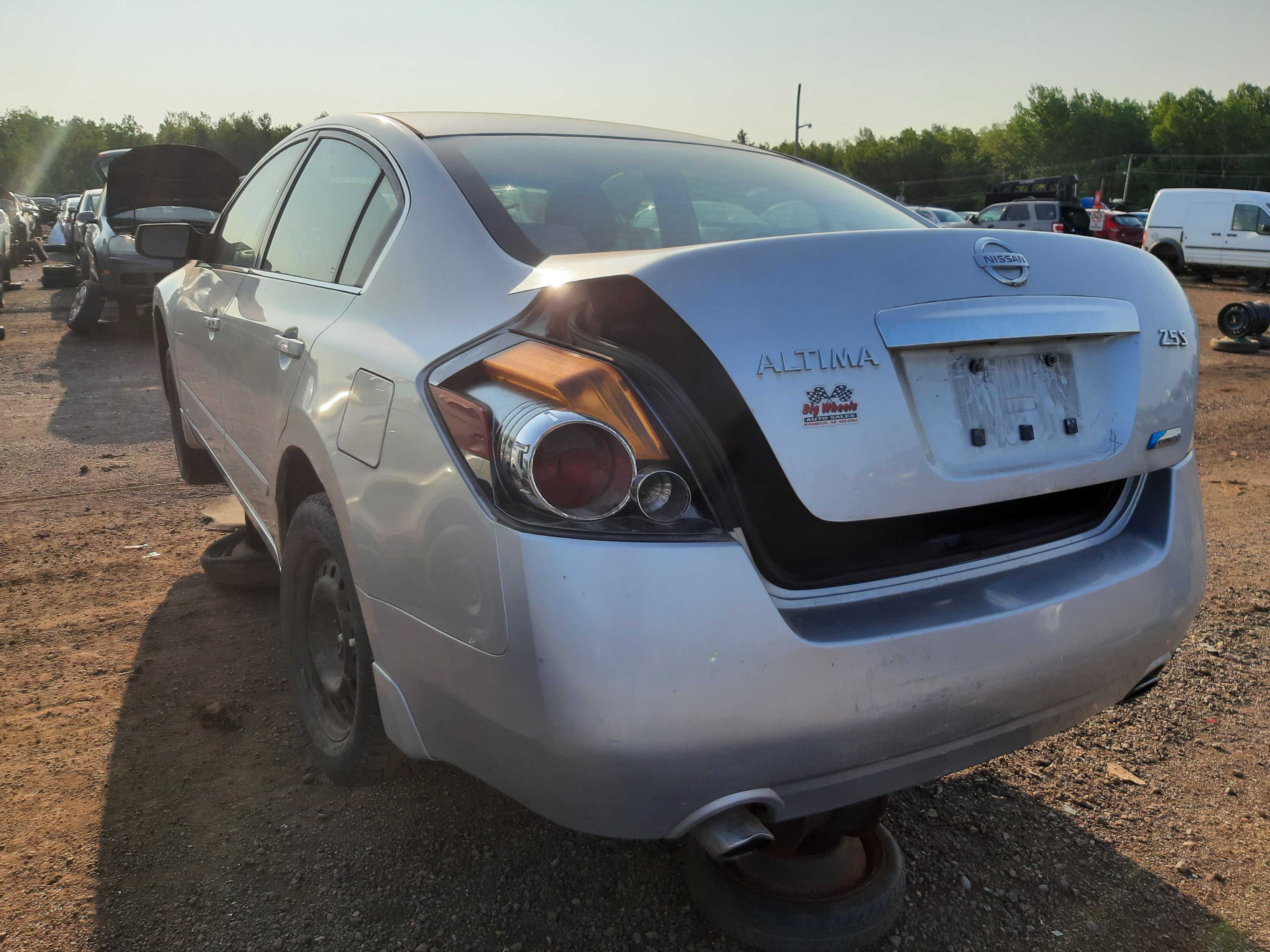 NISSAN ALTIMA 2010