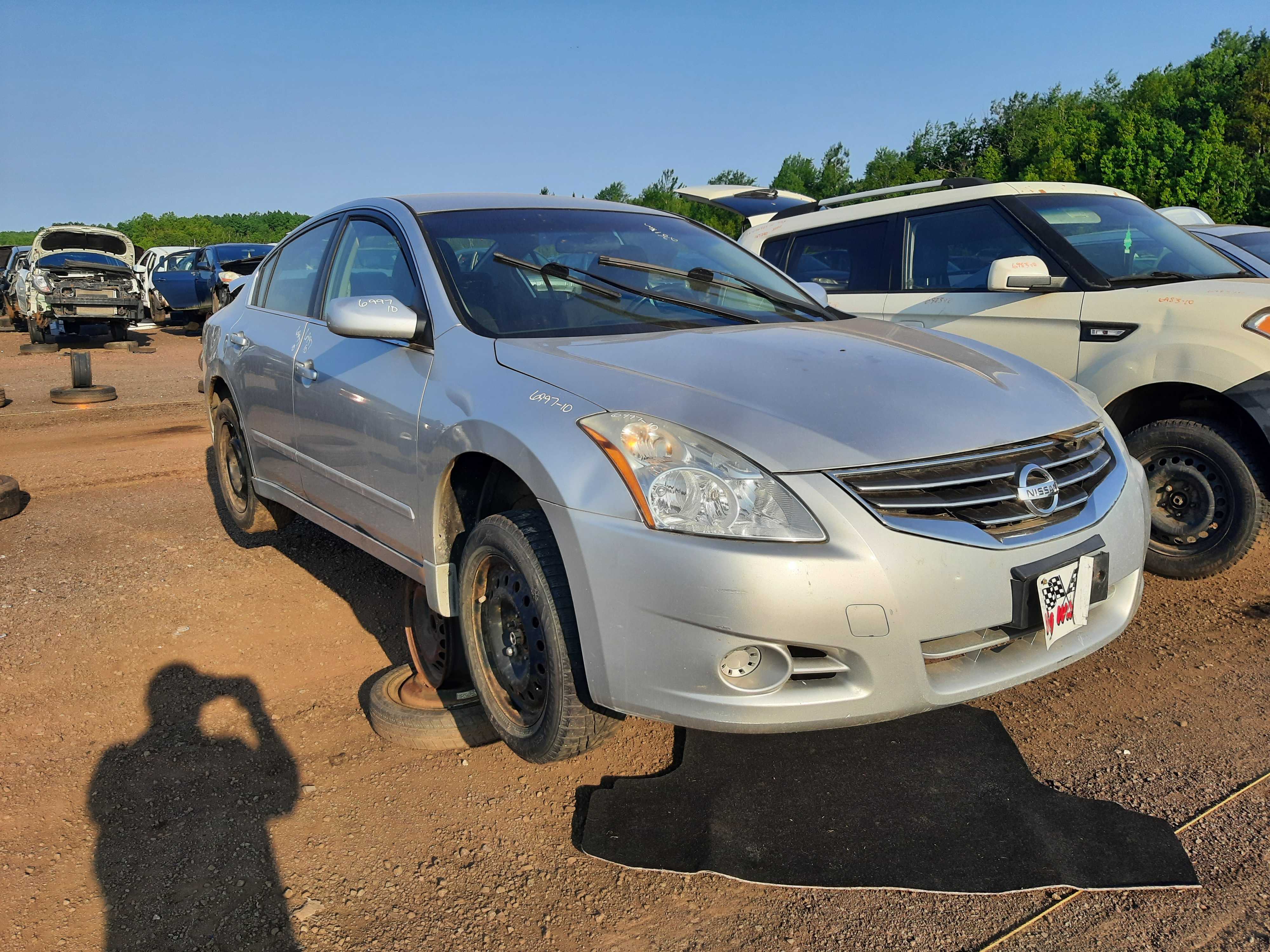 NISSAN ALTIMA 2010