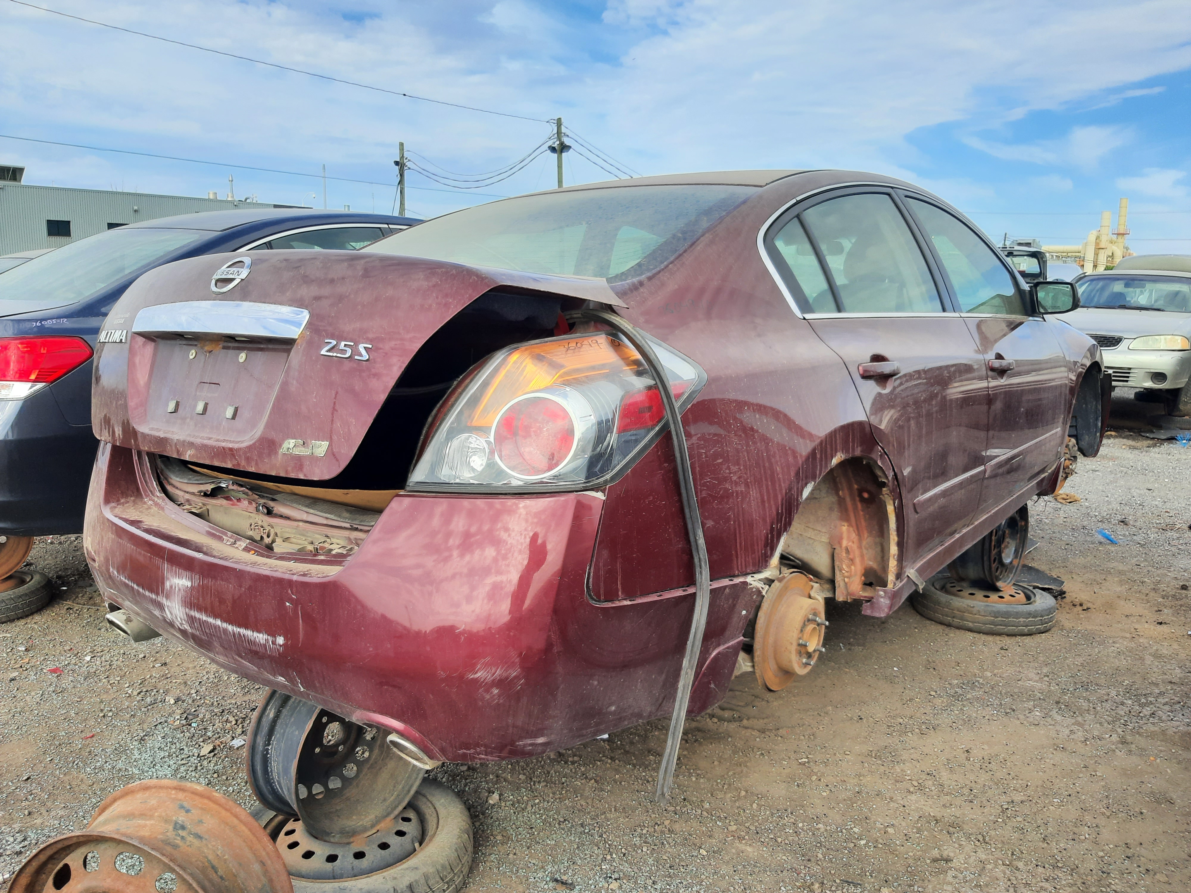 NISSAN ALTIMA 2010