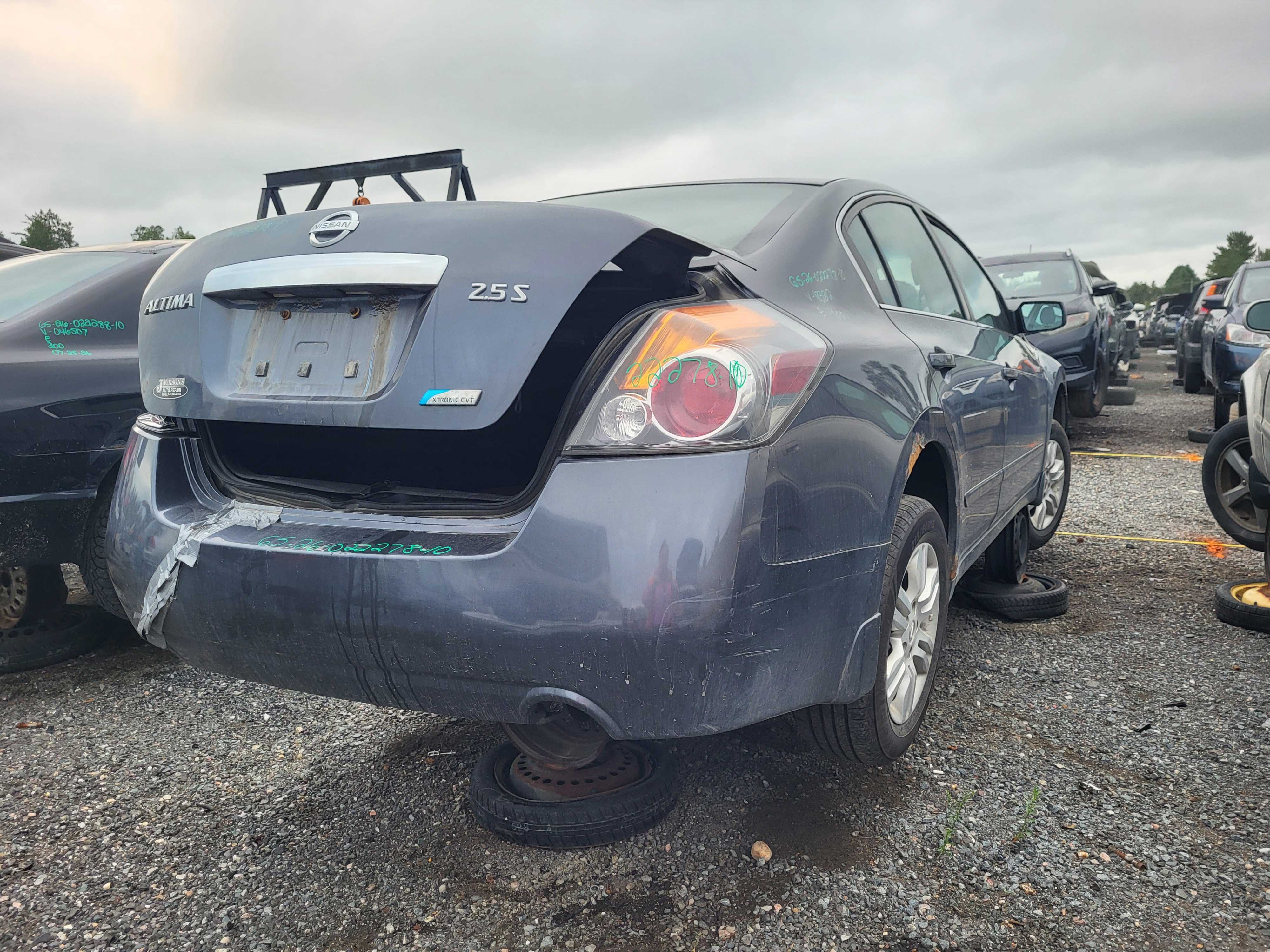 NISSAN ALTIMA 2010