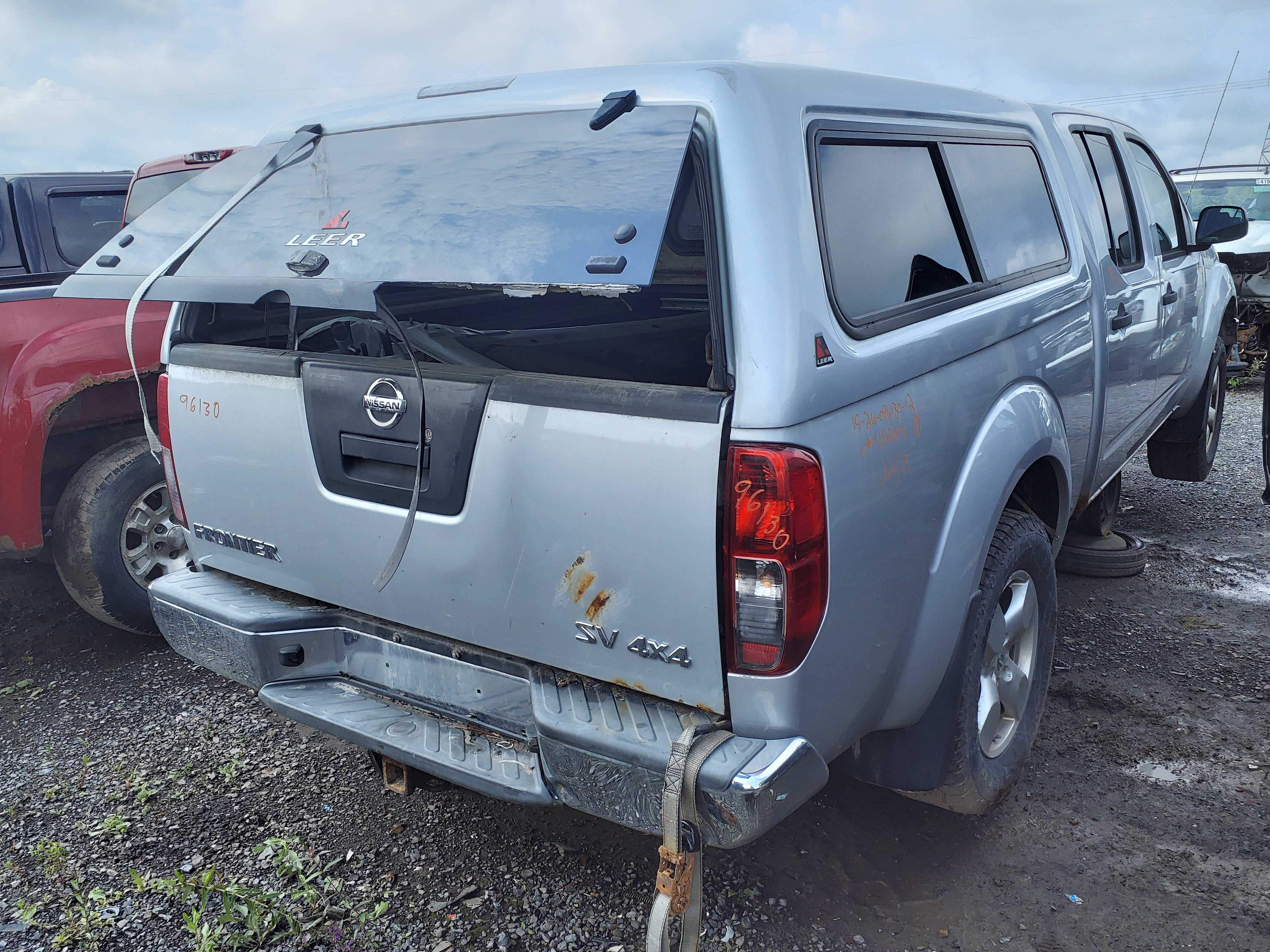 NISSAN FRONTIER 2012