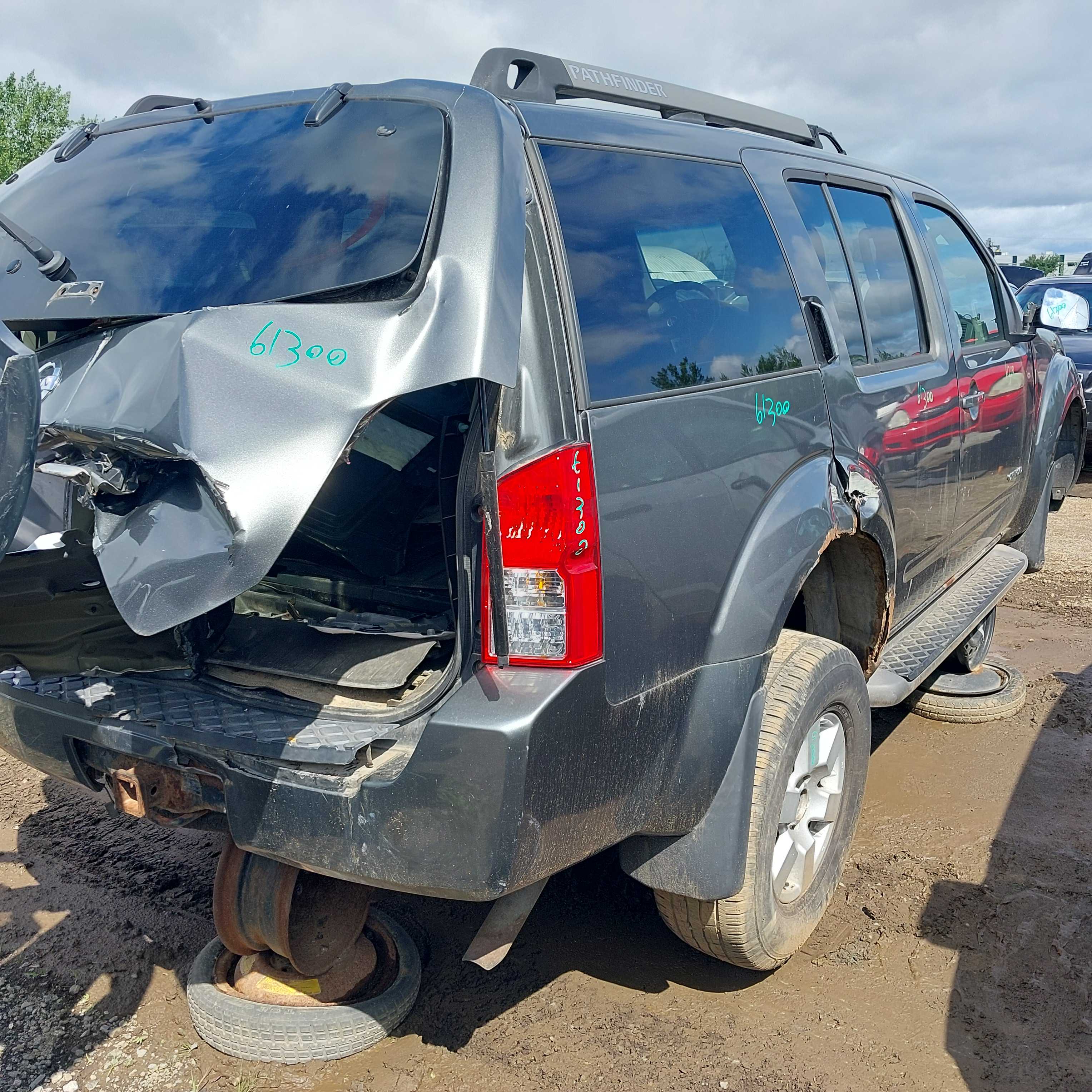 NISSAN PATHFINDER 2005