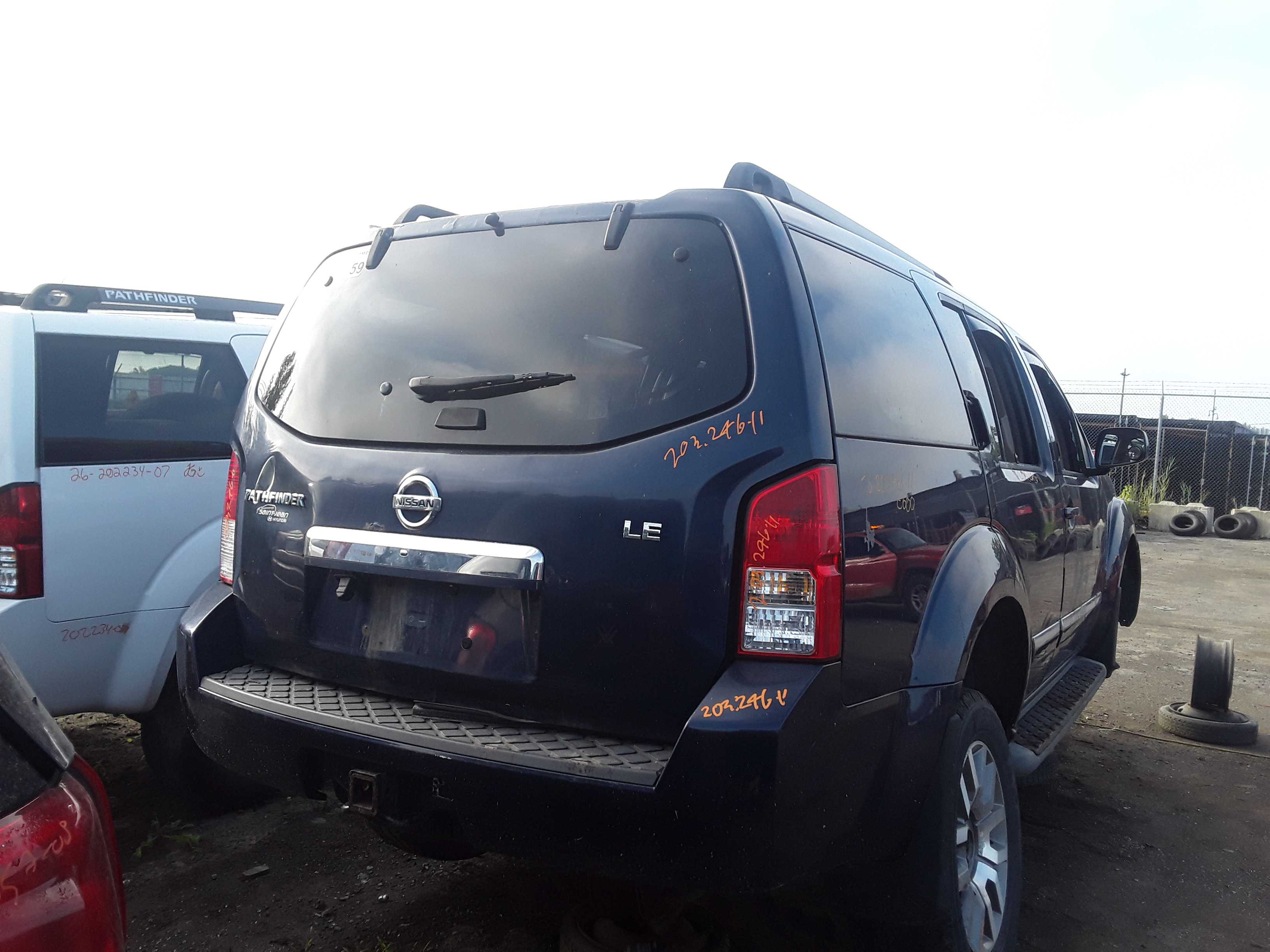 NISSAN PATHFINDER 2011