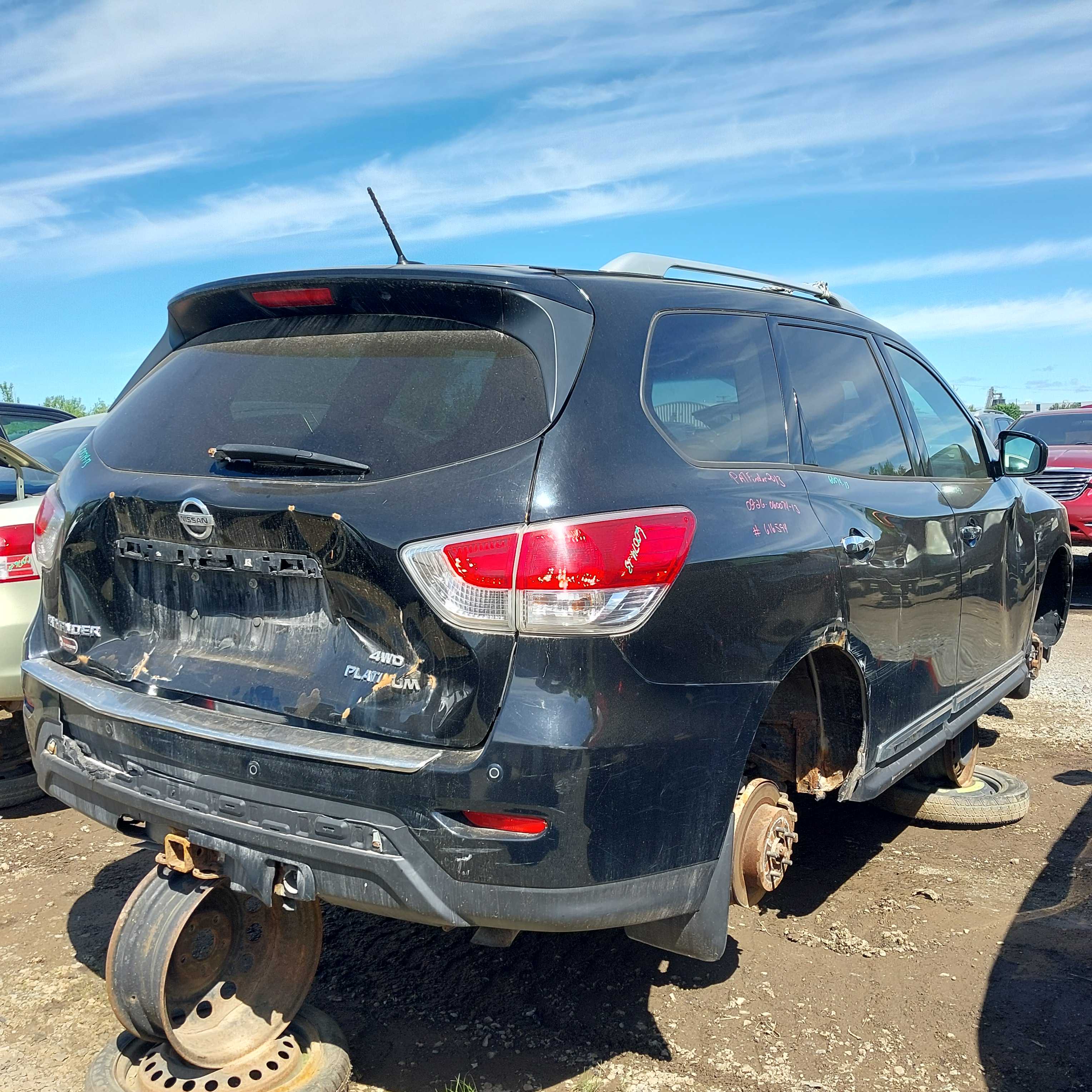 NISSAN PATHFINDER 2013